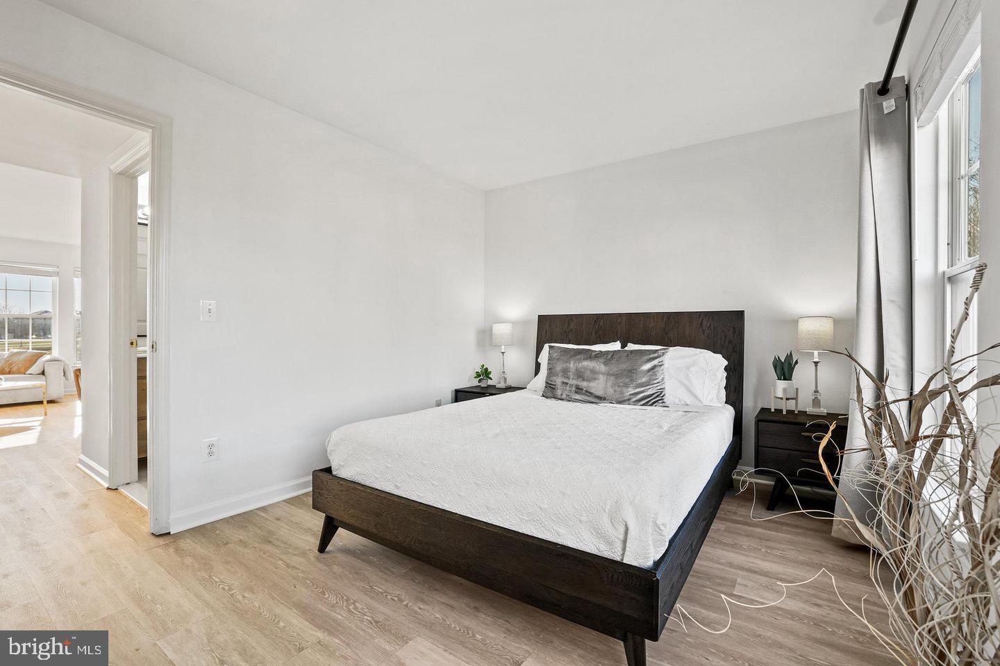 ASHBROOK VILLAGE - Residential Lease