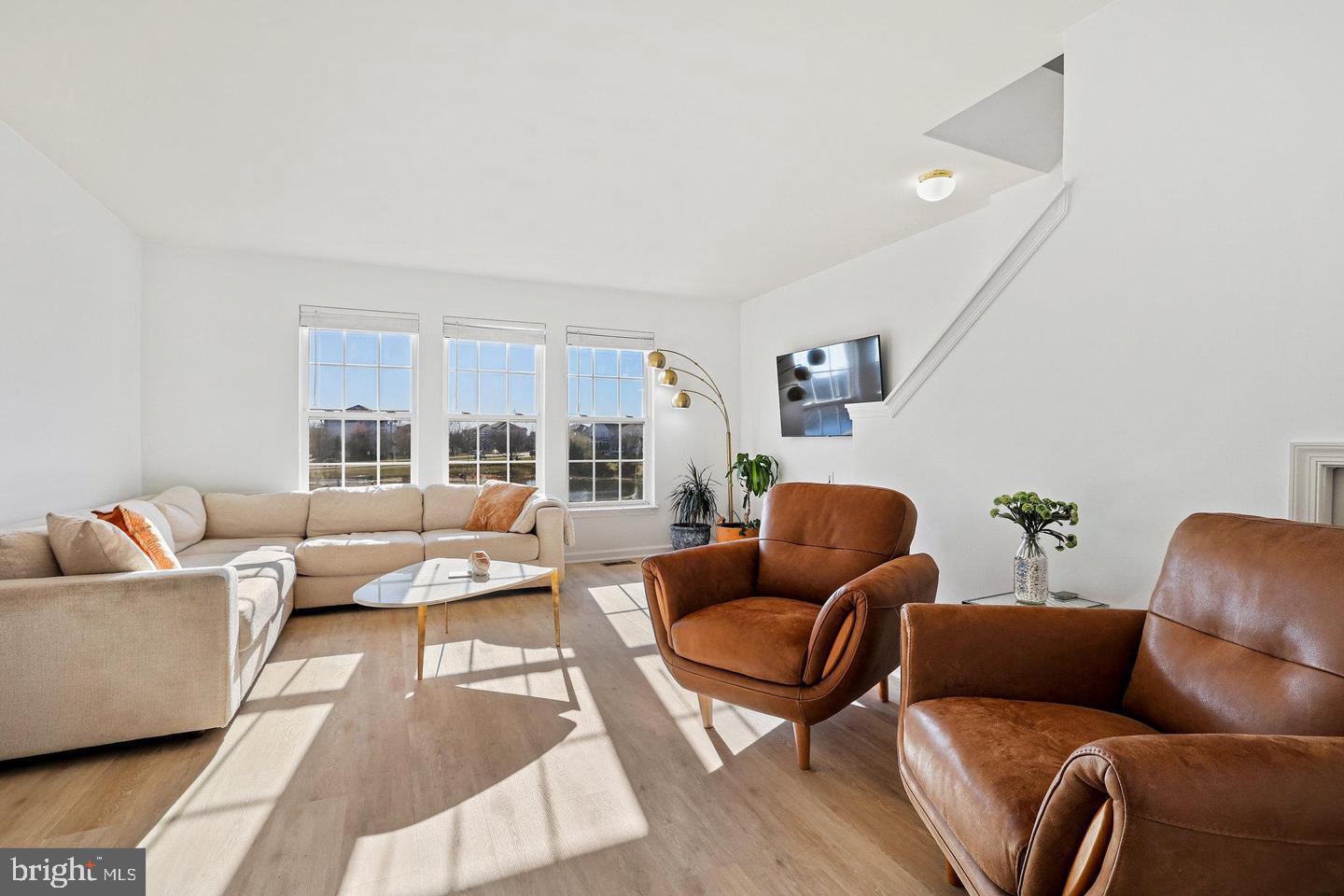 ASHBROOK VILLAGE - Residential Lease