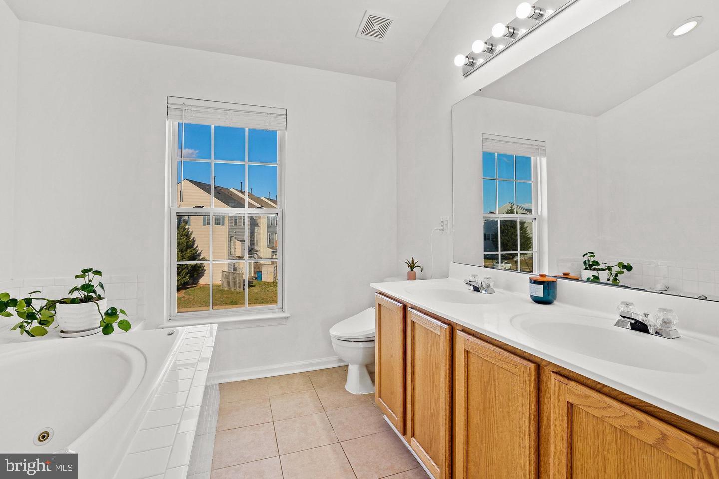 ASHBROOK VILLAGE - Residential Lease