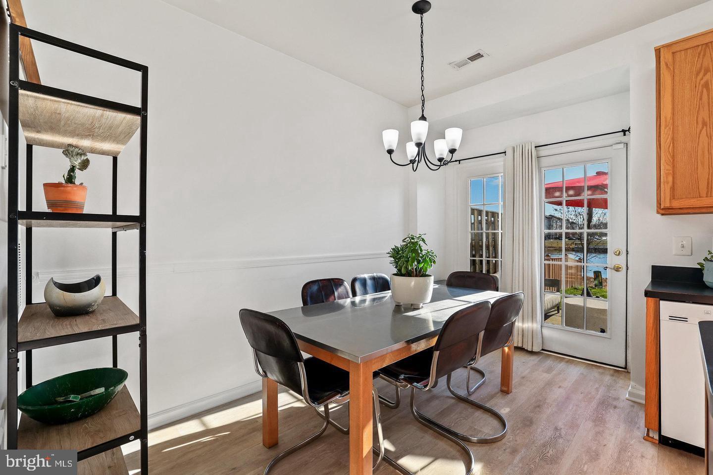 ASHBROOK VILLAGE - Residential Lease