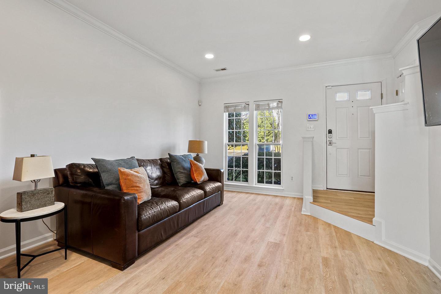 ASHBROOK VILLAGE - Residential Lease