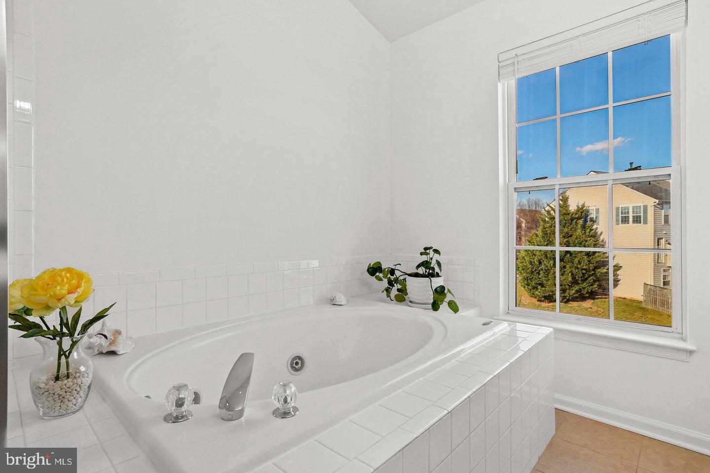 ASHBROOK VILLAGE - Residential Lease