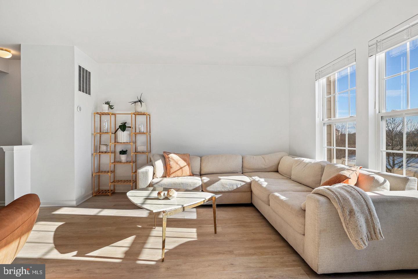 ASHBROOK VILLAGE - Residential Lease