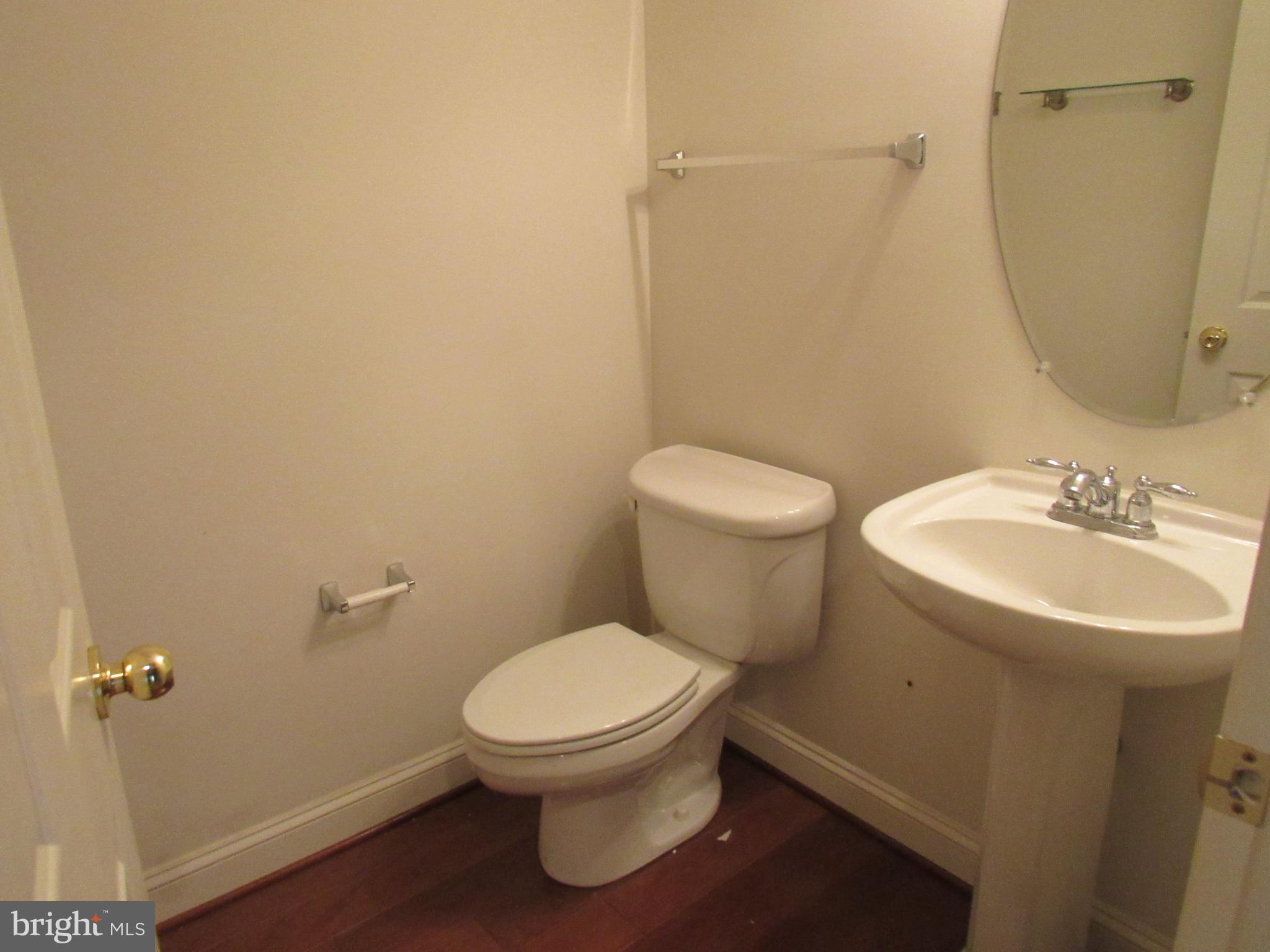 MARKET CENTER CONDOMINIUM - Residential