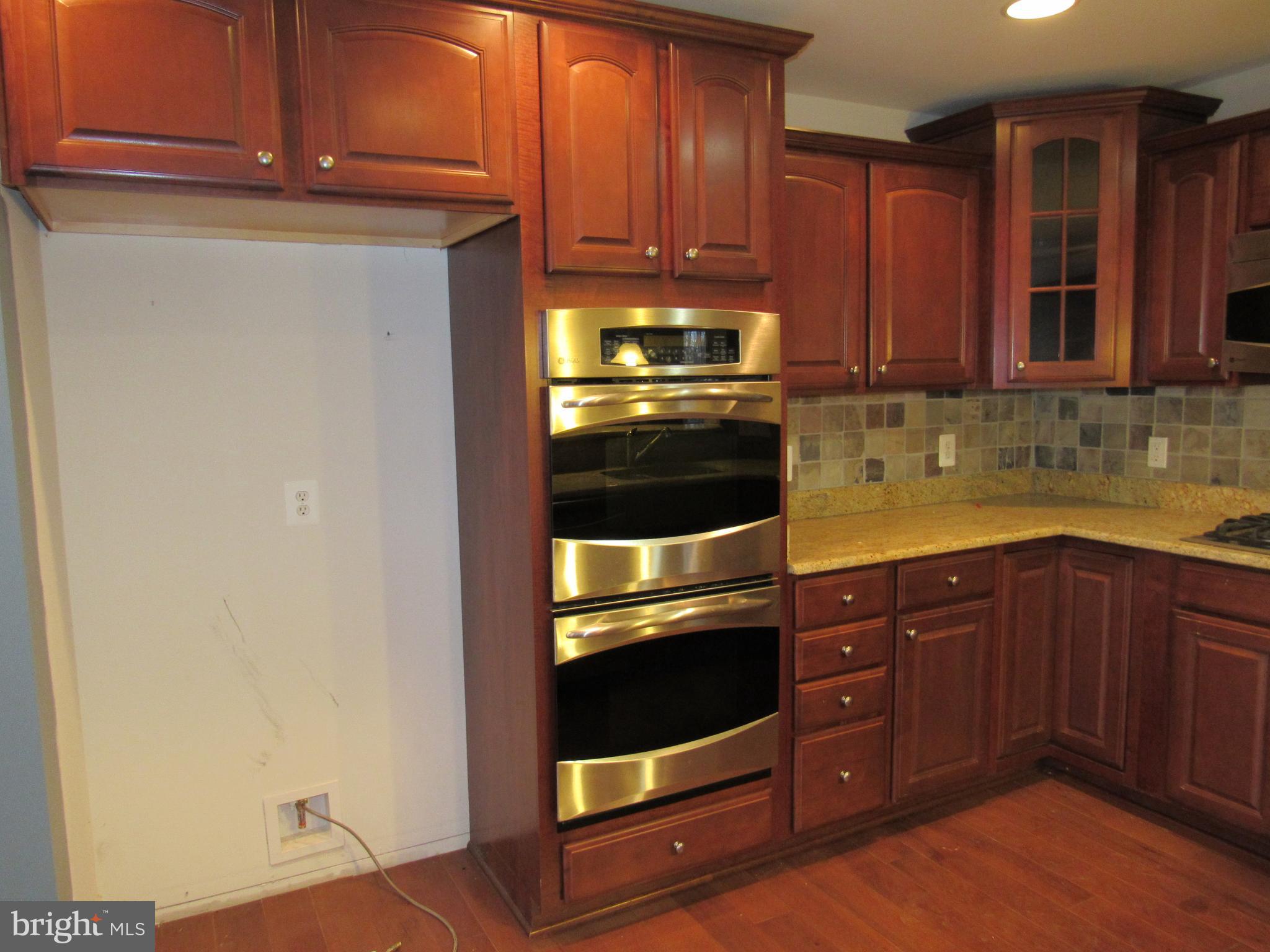 MARKET CENTER CONDOMINIUM - Residential