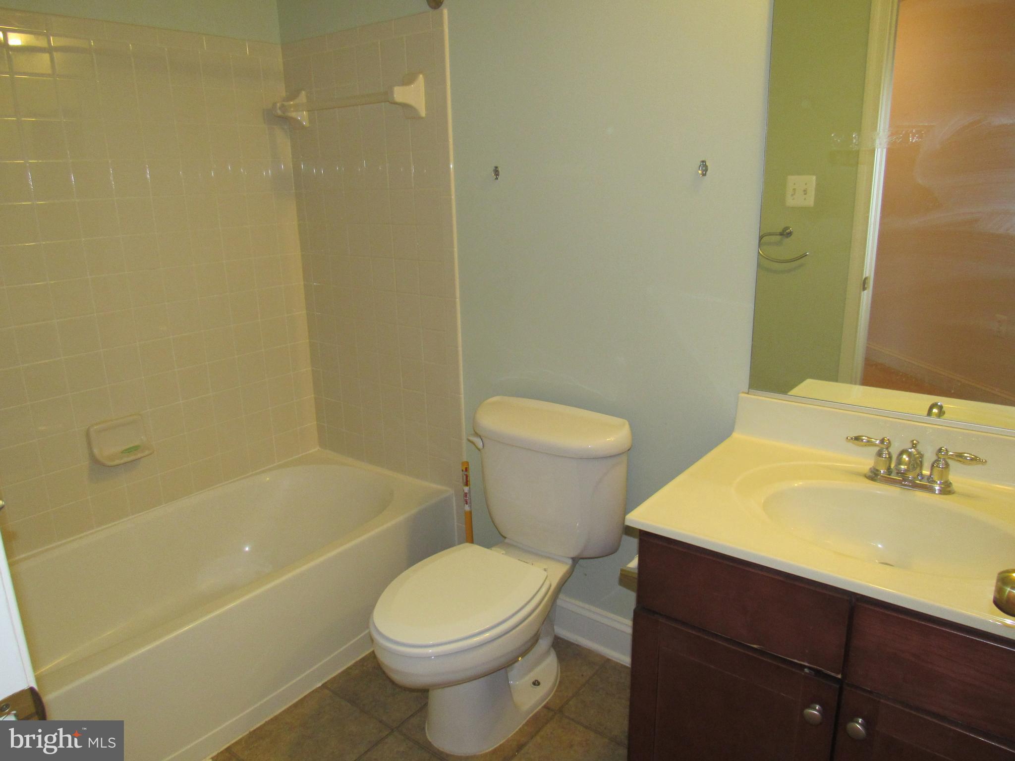 MARKET CENTER CONDOMINIUM - Residential