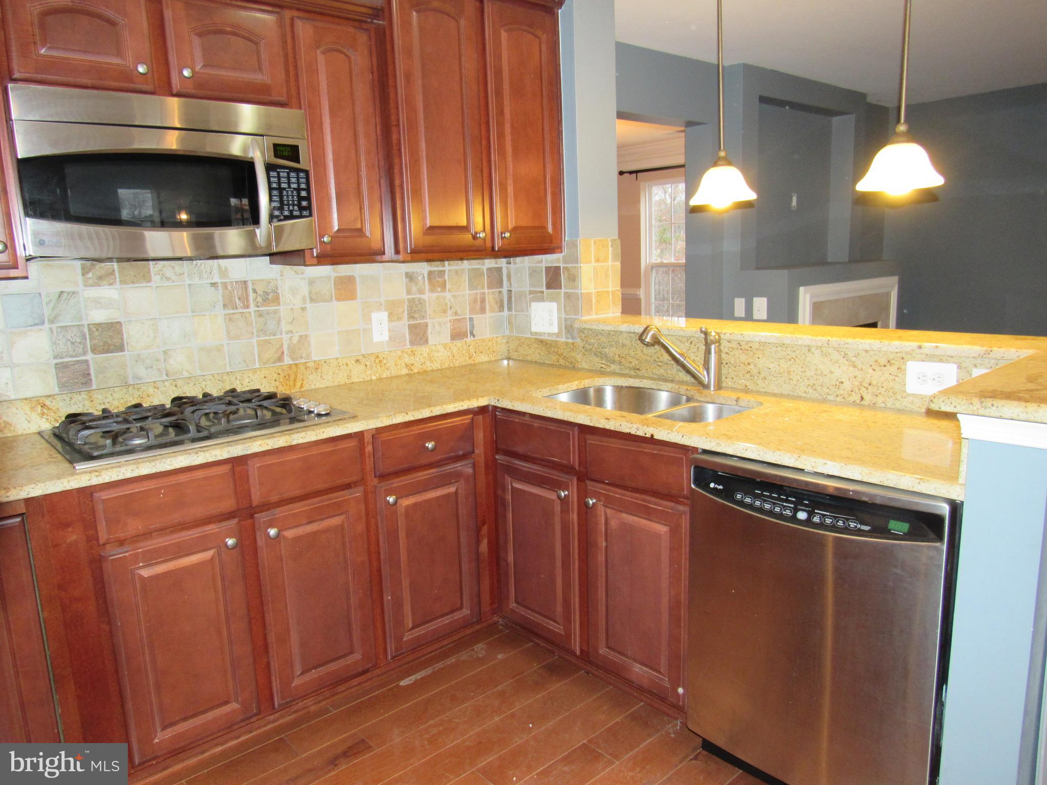 MARKET CENTER CONDOMINIUM - Residential