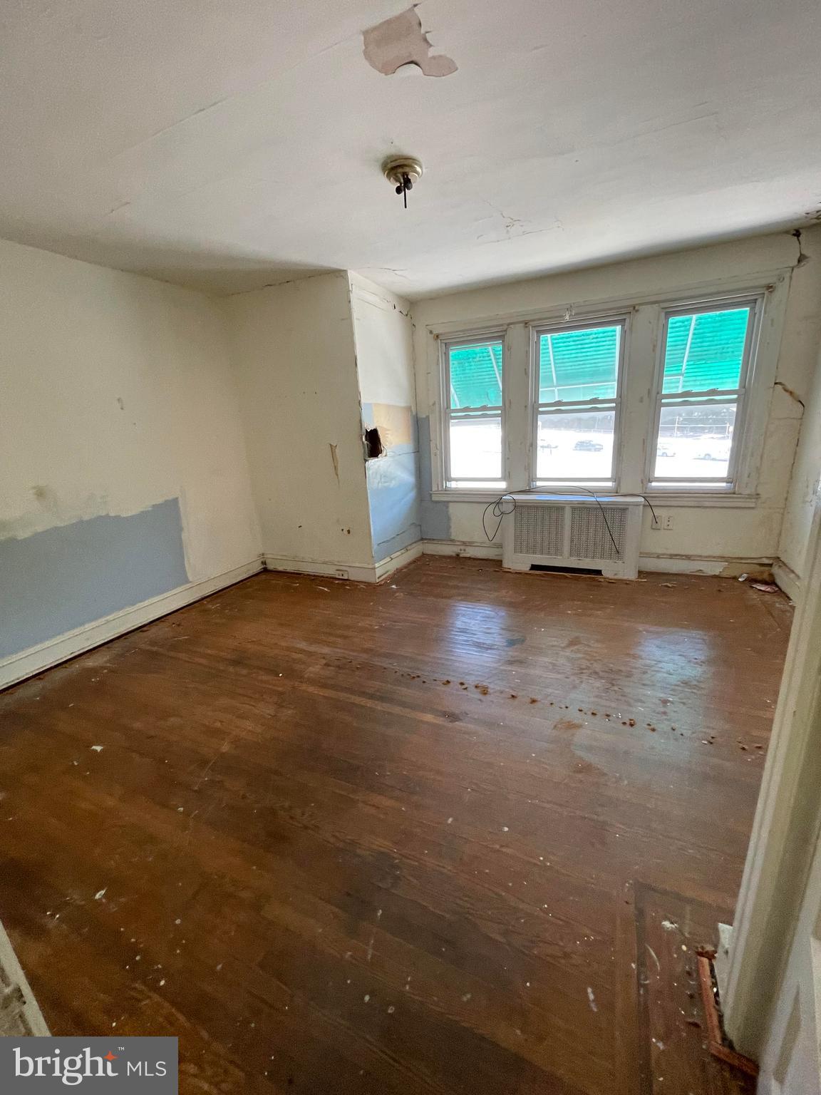 OVERBROOK - Residential