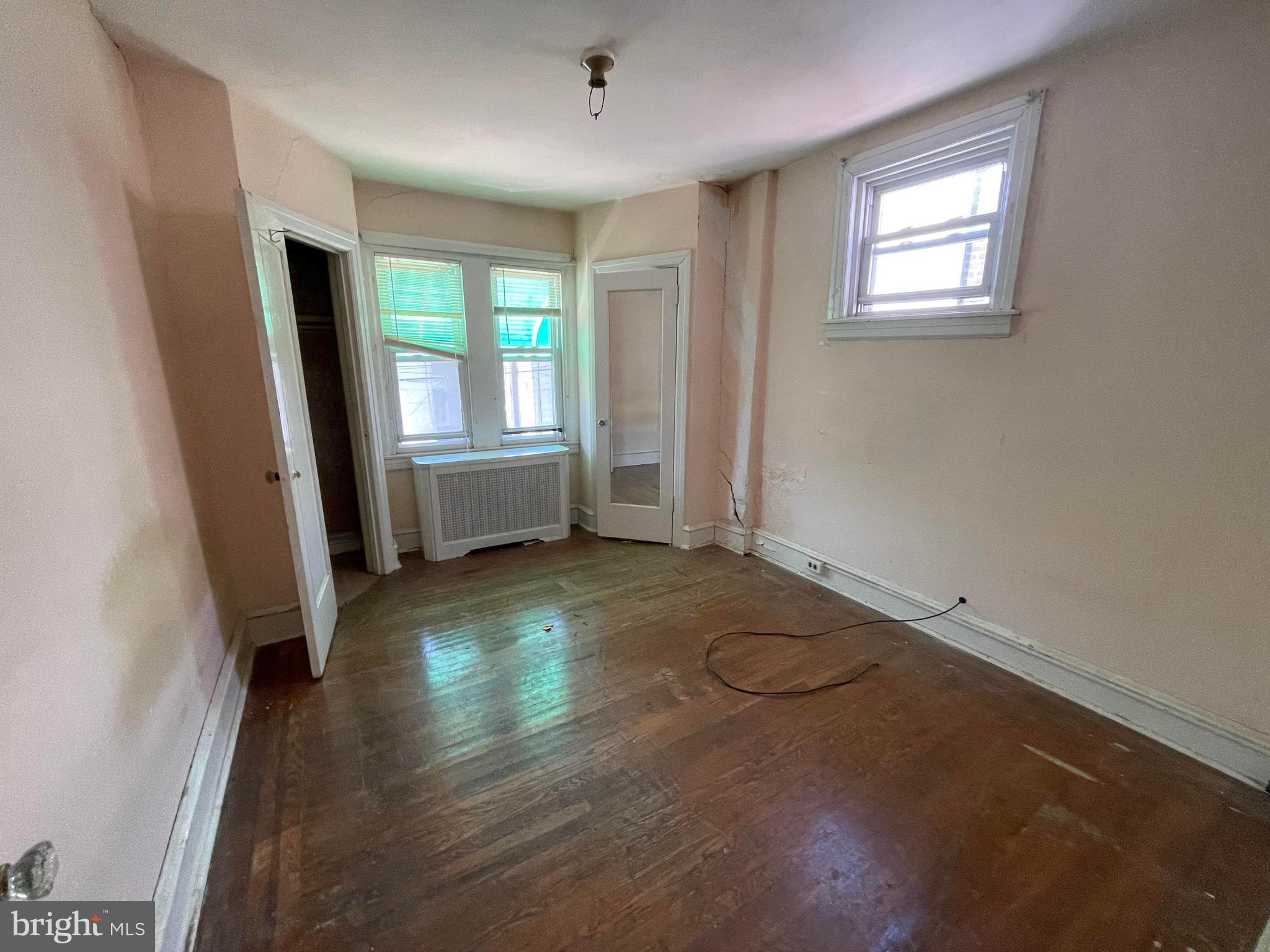 OVERBROOK - Residential