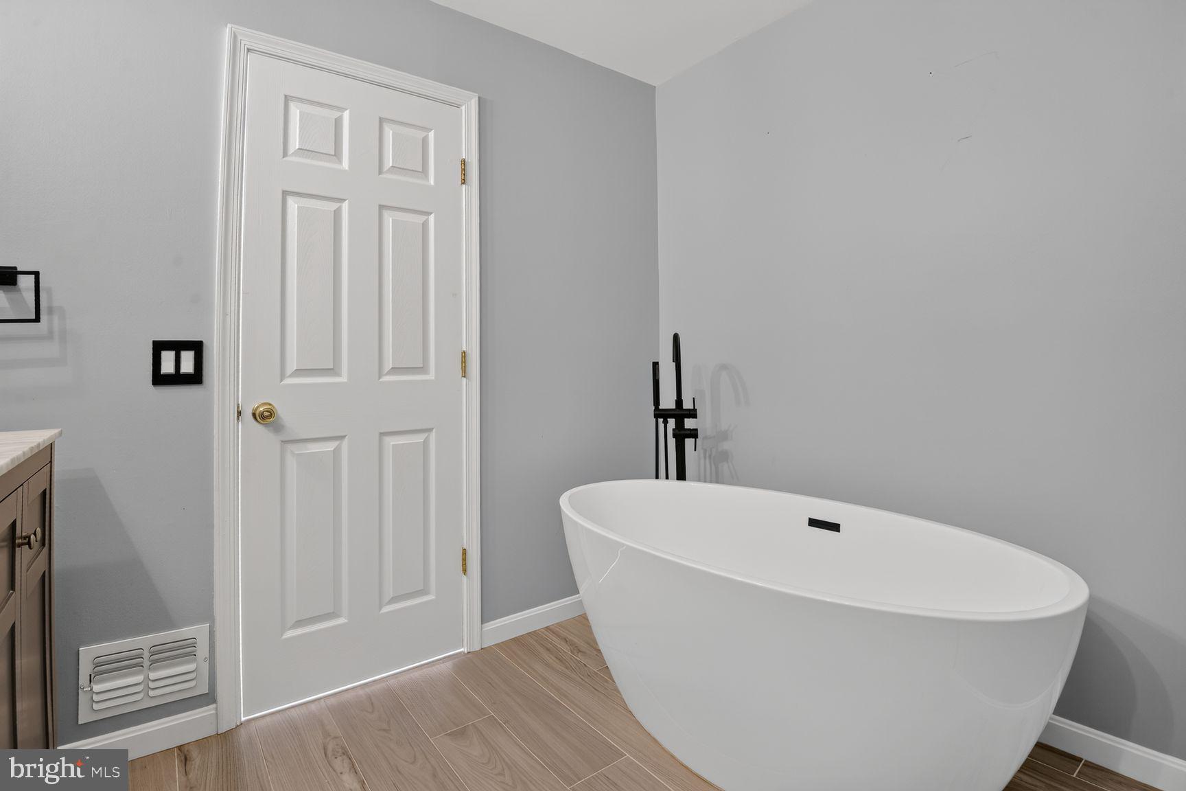 CASCADES LOWES ISLAND - Residential