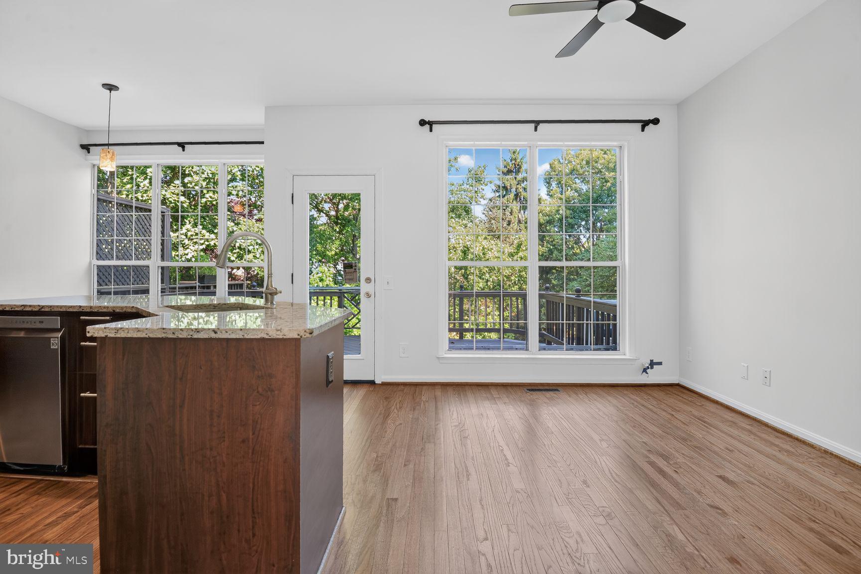 CASCADES LOWES ISLAND - Residential