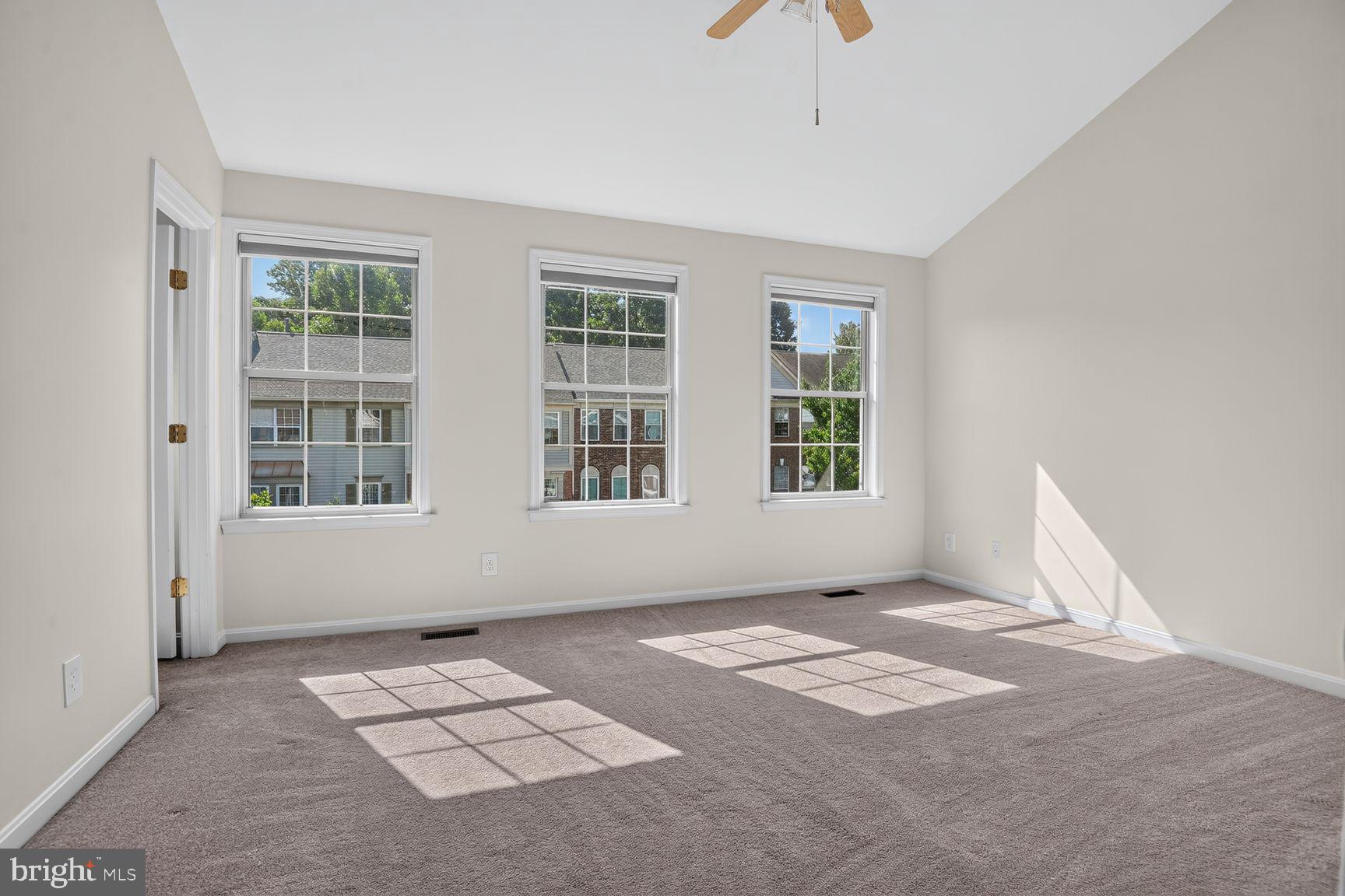 CASCADES LOWES ISLAND - Residential