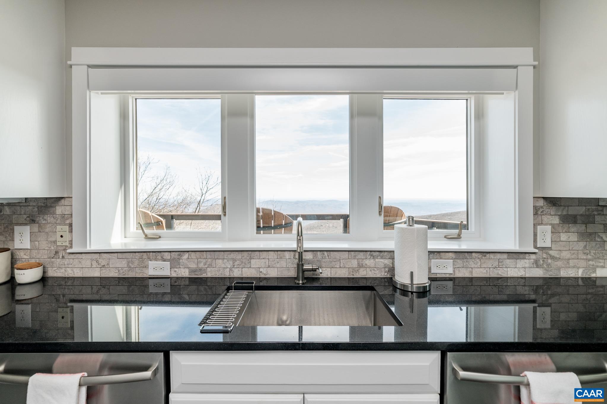 WINTERGREEN RESORT - Residential