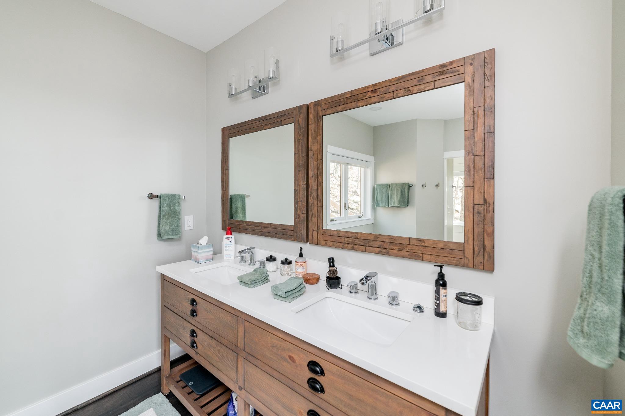 WINTERGREEN RESORT - Residential
