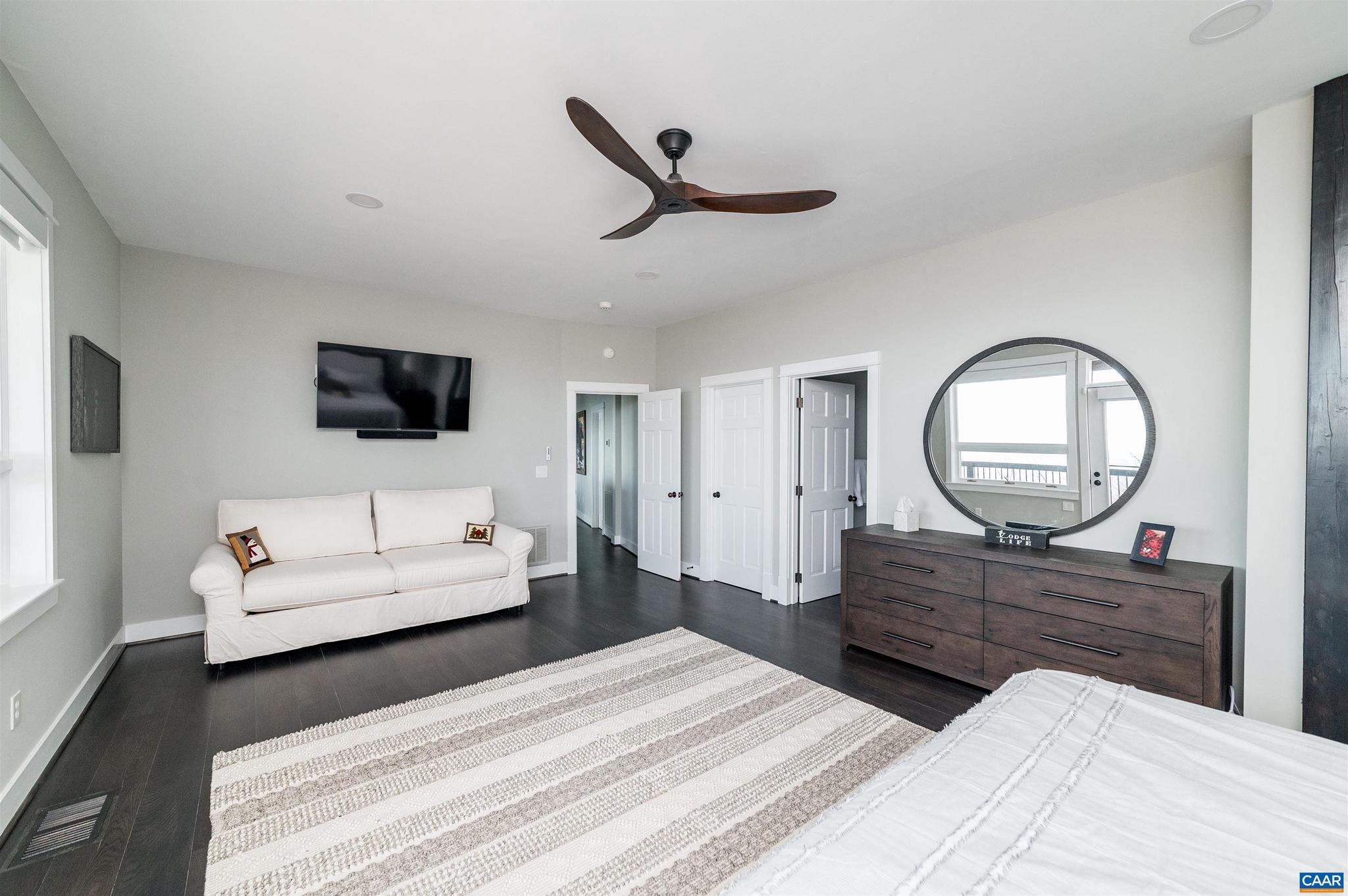 WINTERGREEN RESORT - Residential
