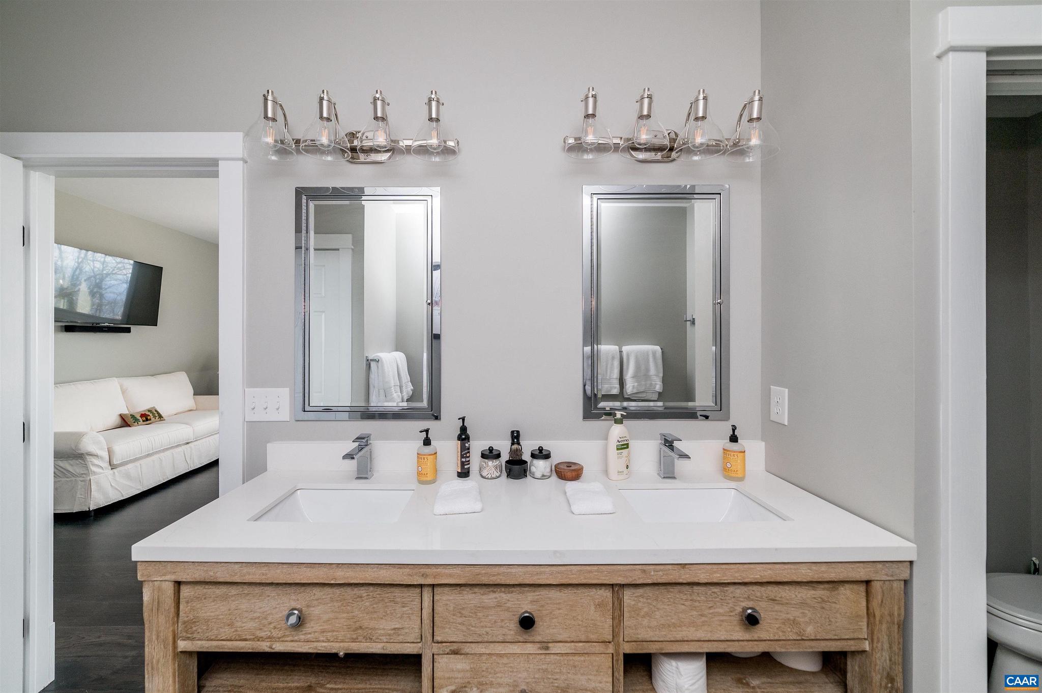 WINTERGREEN RESORT - Residential
