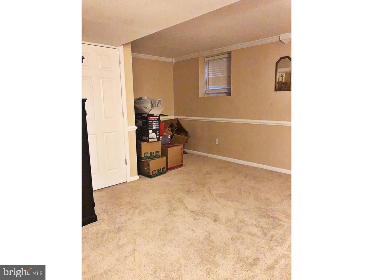 GENDER WOODS - Residential Lease