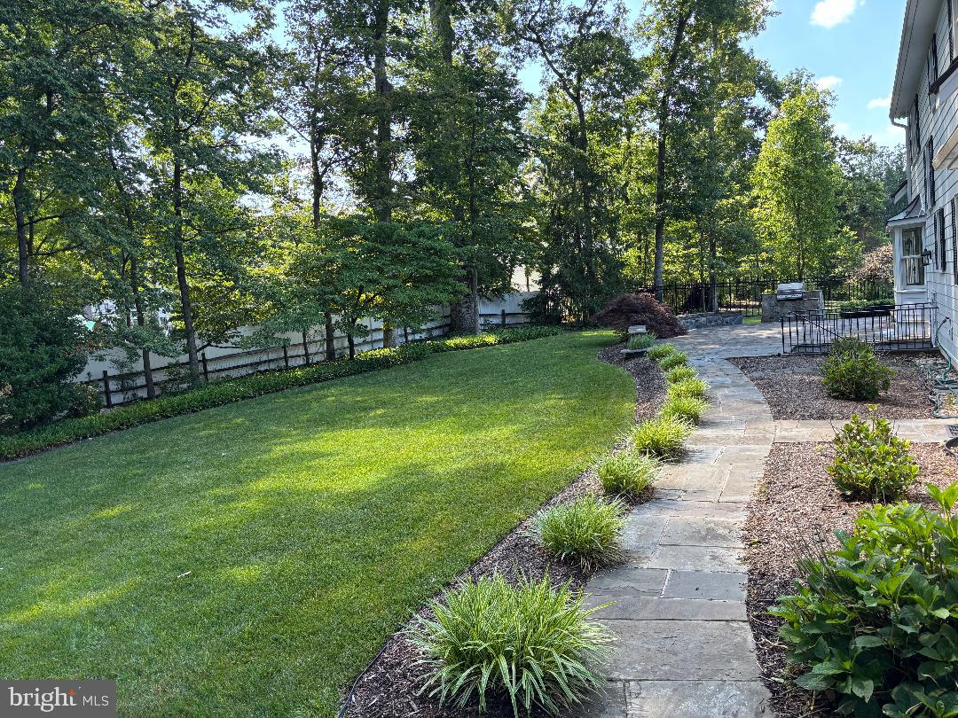WOODHAVEN - Residential