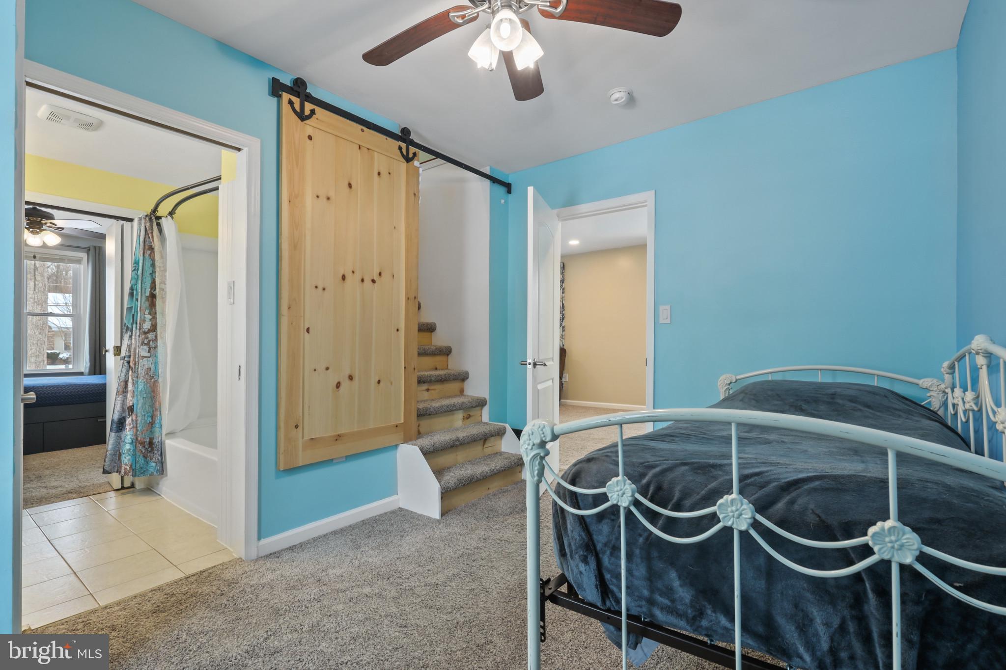 TWIN OAKS - Residential