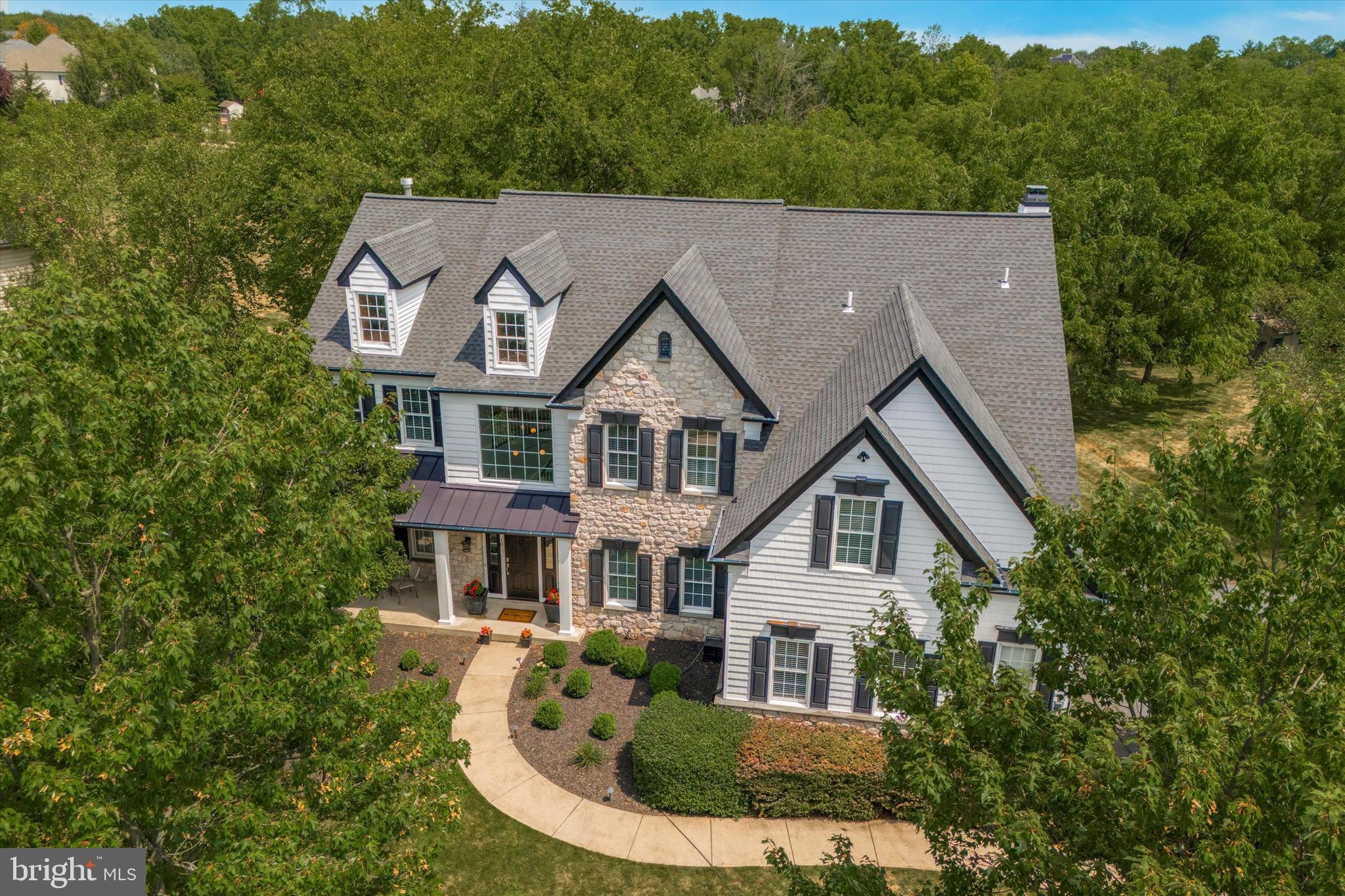 ESTSATFARAWAYFARMS - Residential