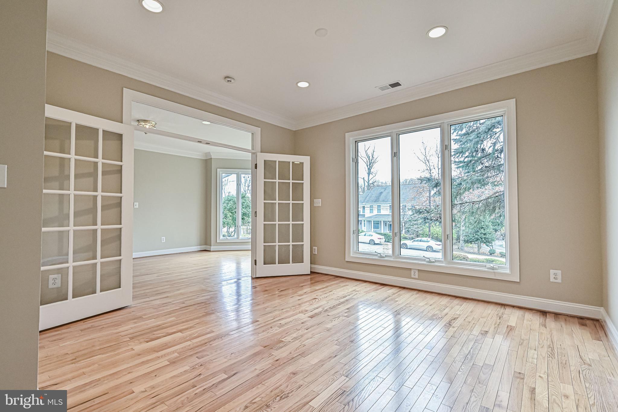 PROVIDENCE FOREST - Residential