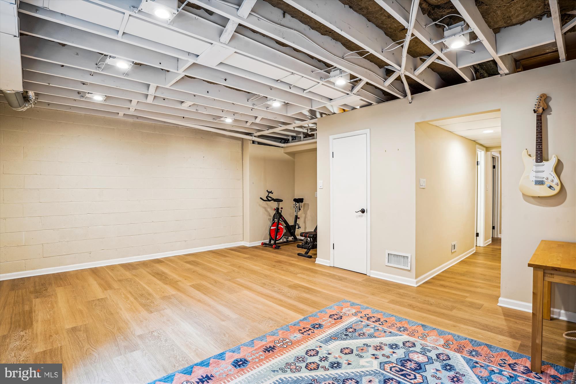 DIAMOND FARM - Residential