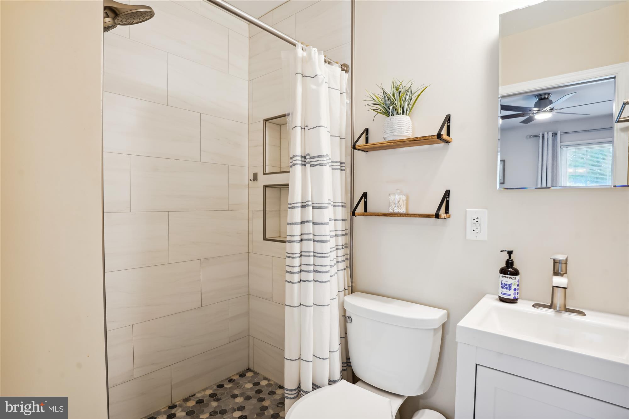 DIAMOND FARM - Residential
