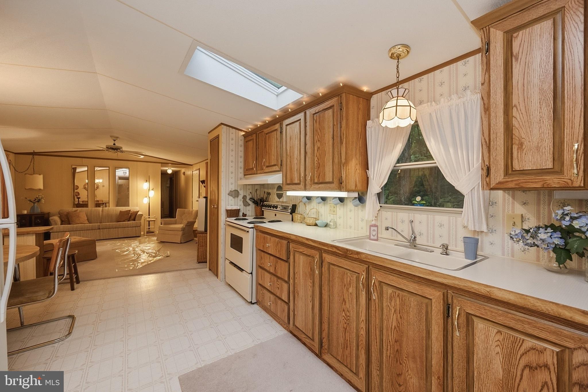 MOSSER RD - Residential