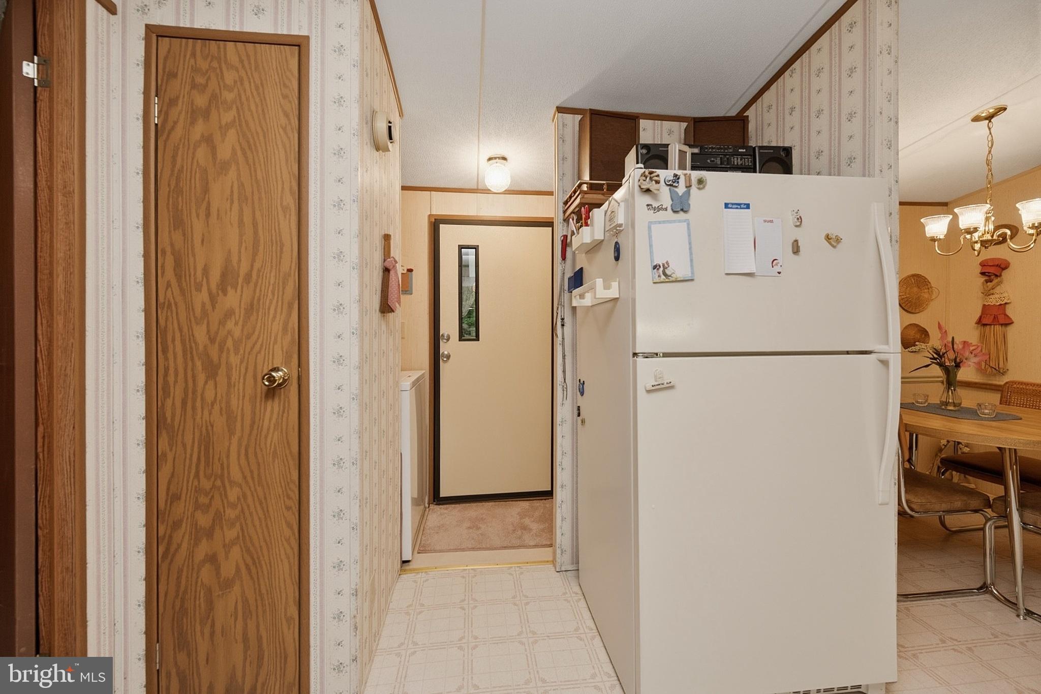 MOSSER RD - Residential