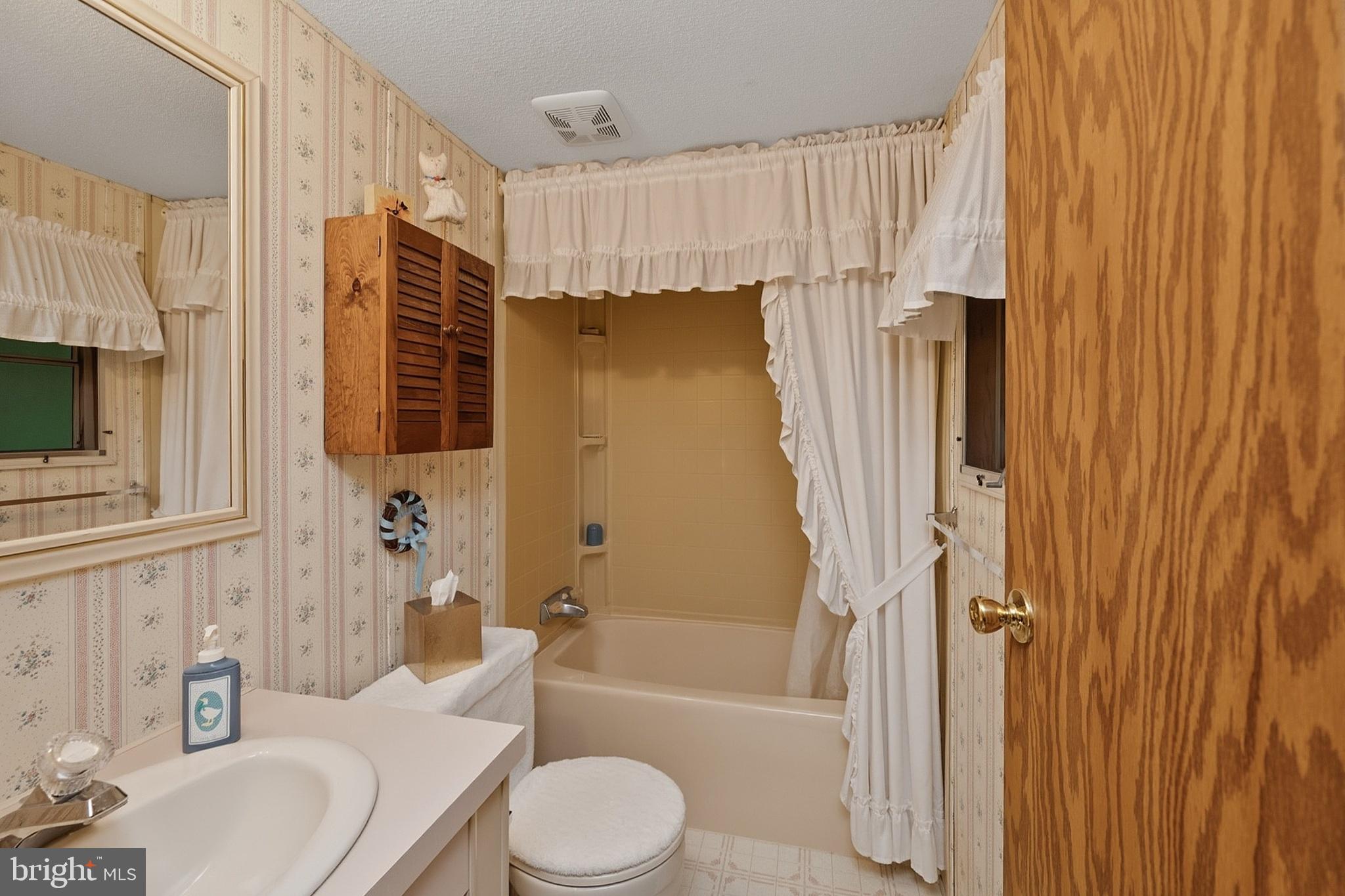 MOSSER RD - Residential