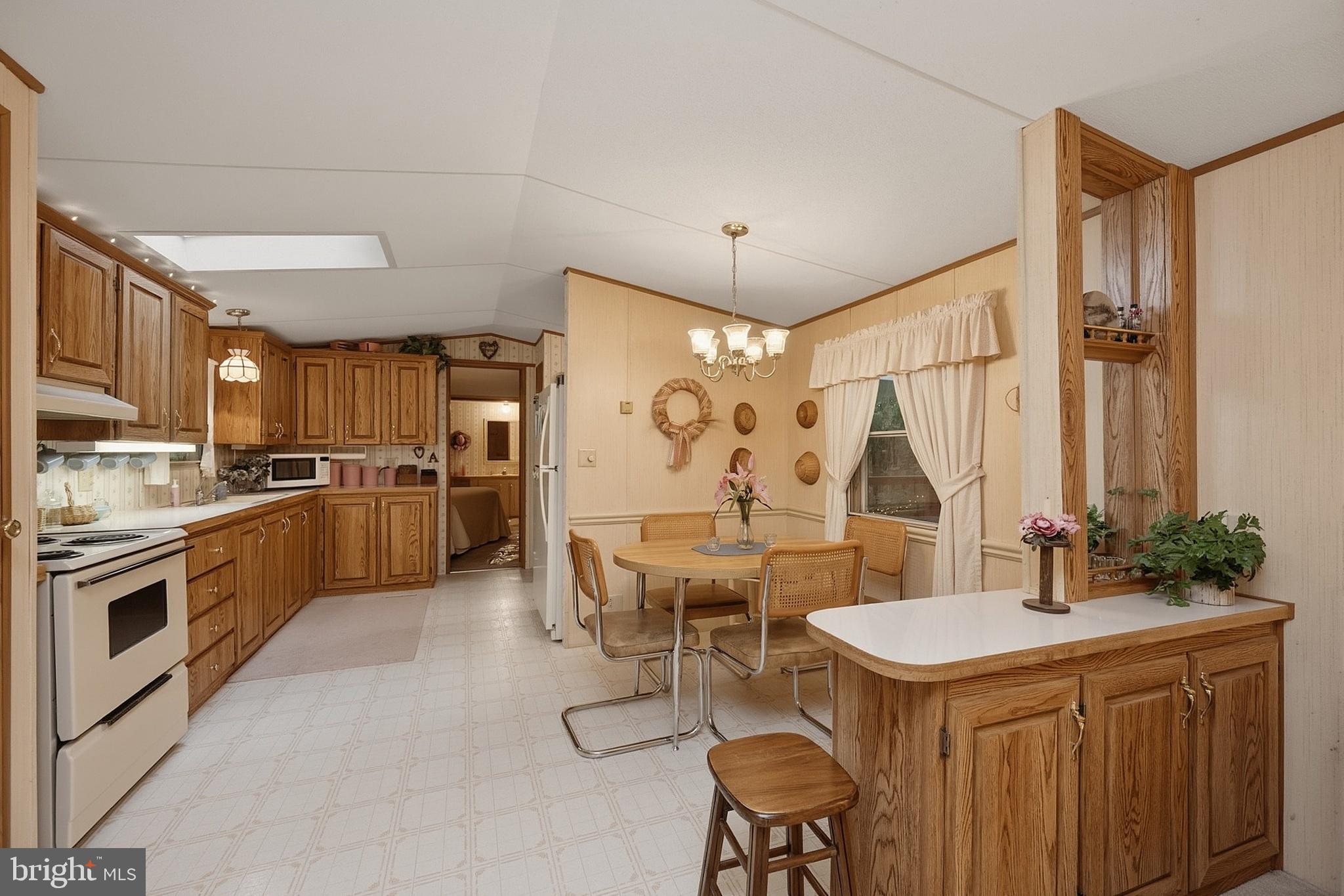 MOSSER RD - Residential
