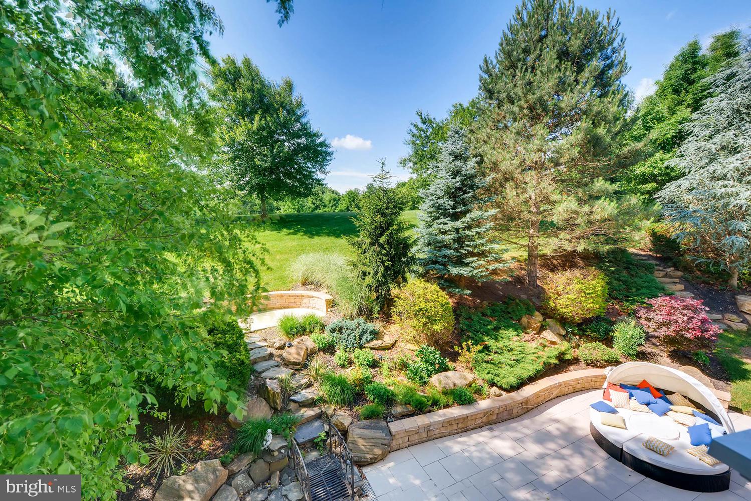WAVERLY WOODS - Residential