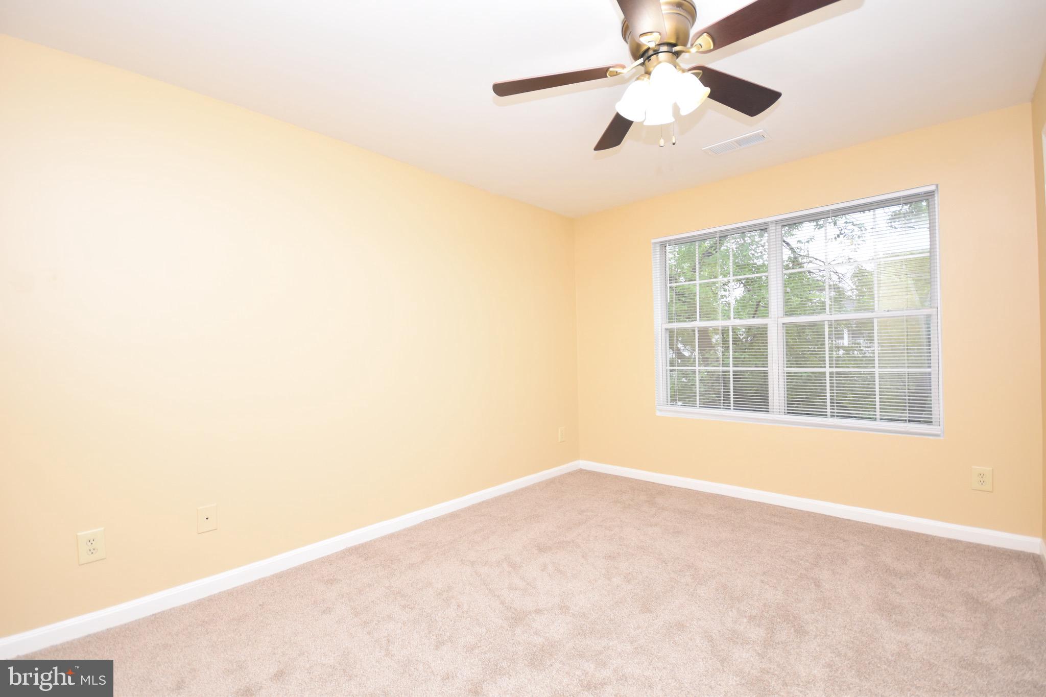 STRATFORD CONDO BULL RUN - Residential Lease