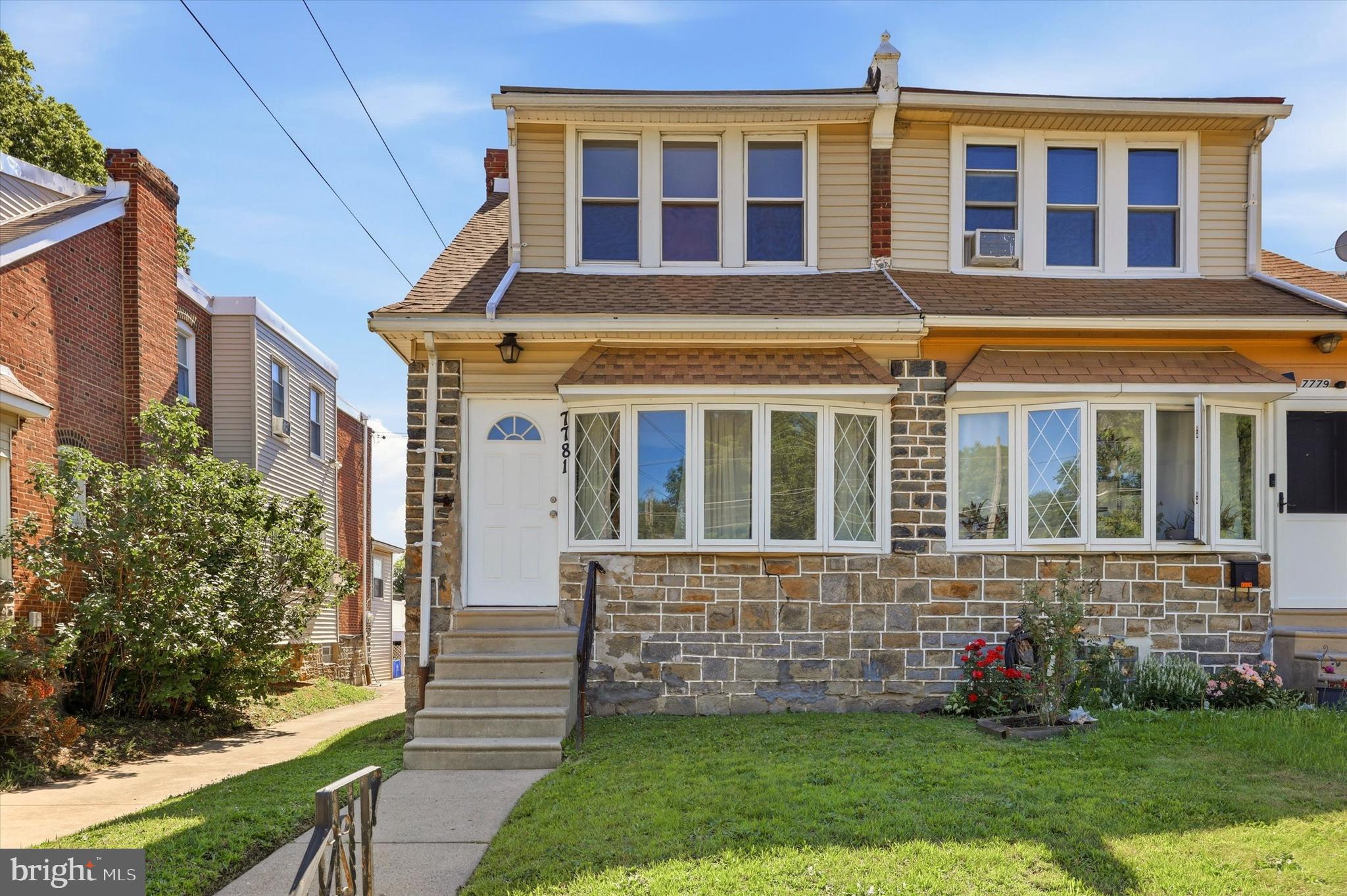 FOX CHASE - Residential