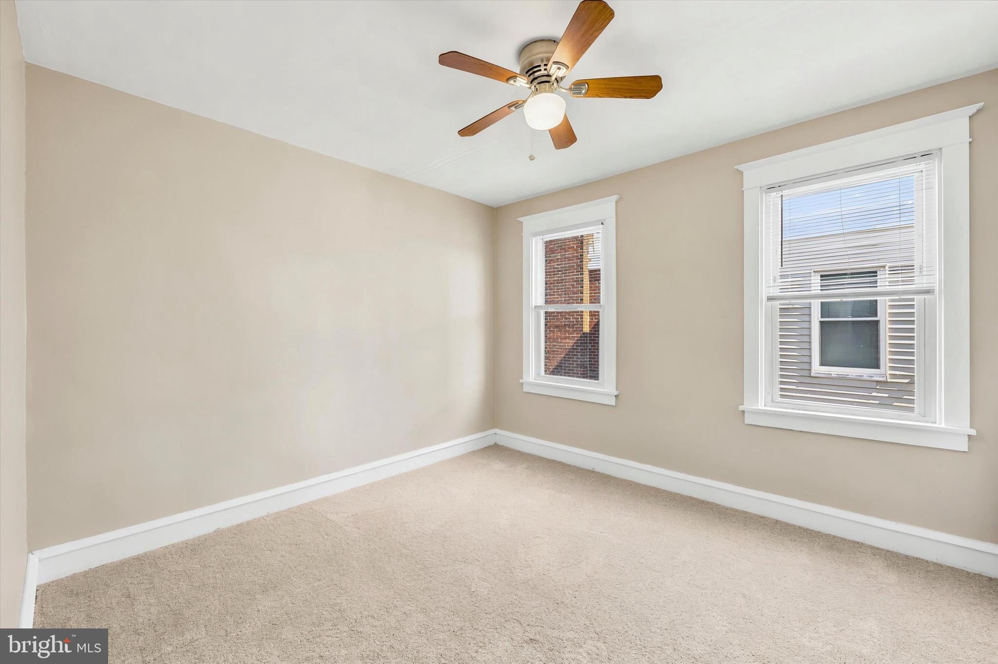FOX CHASE - Residential