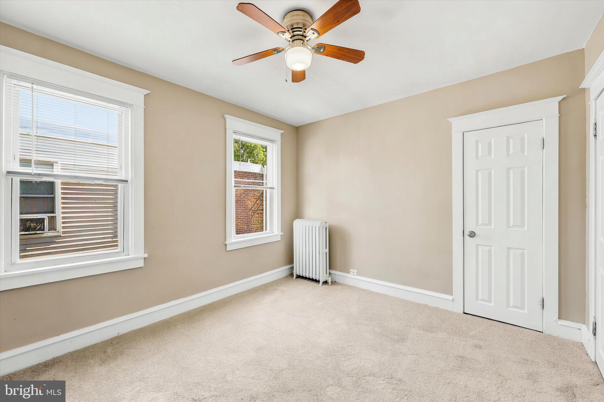 FOX CHASE - Residential