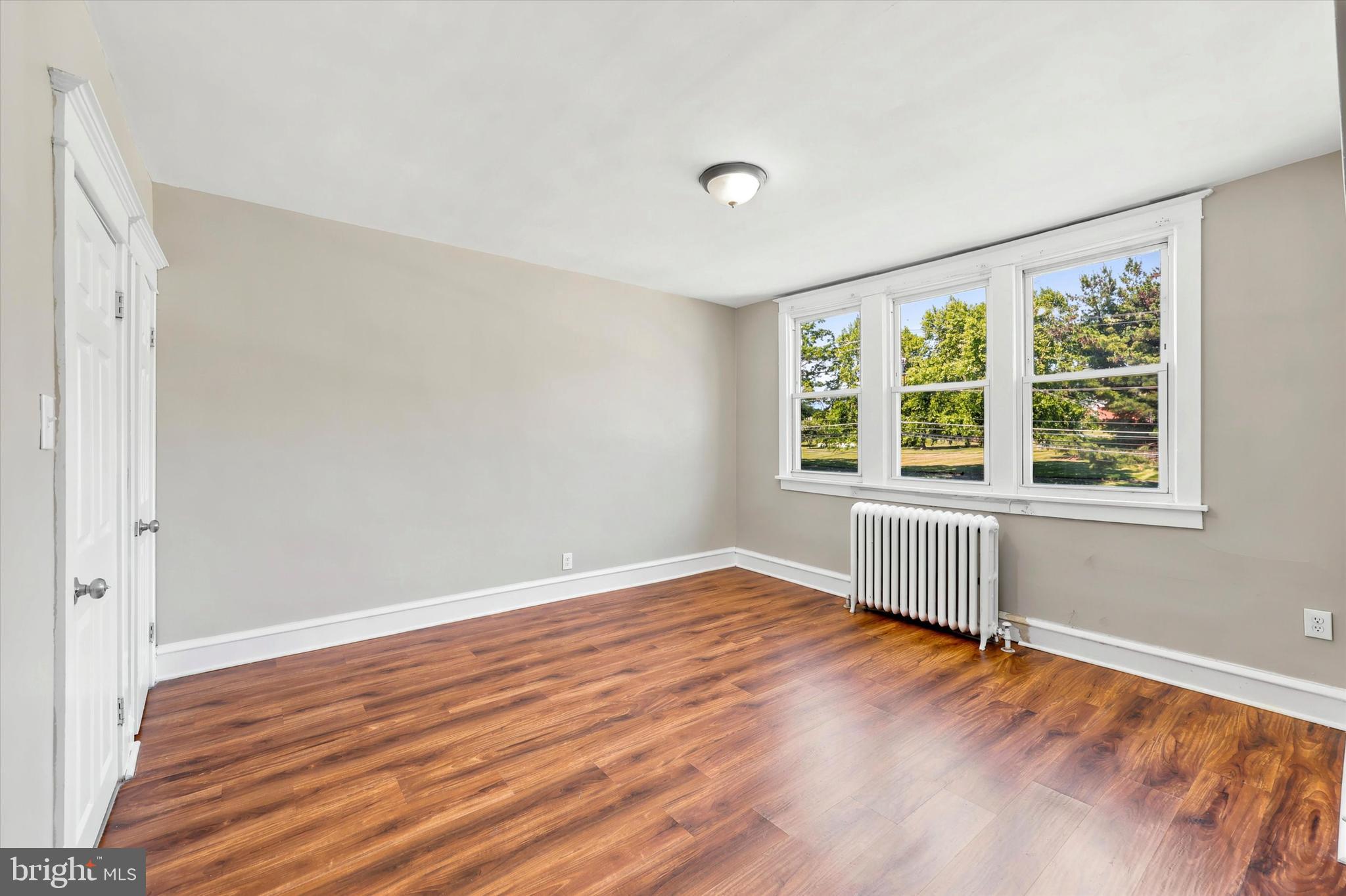 FOX CHASE - Residential