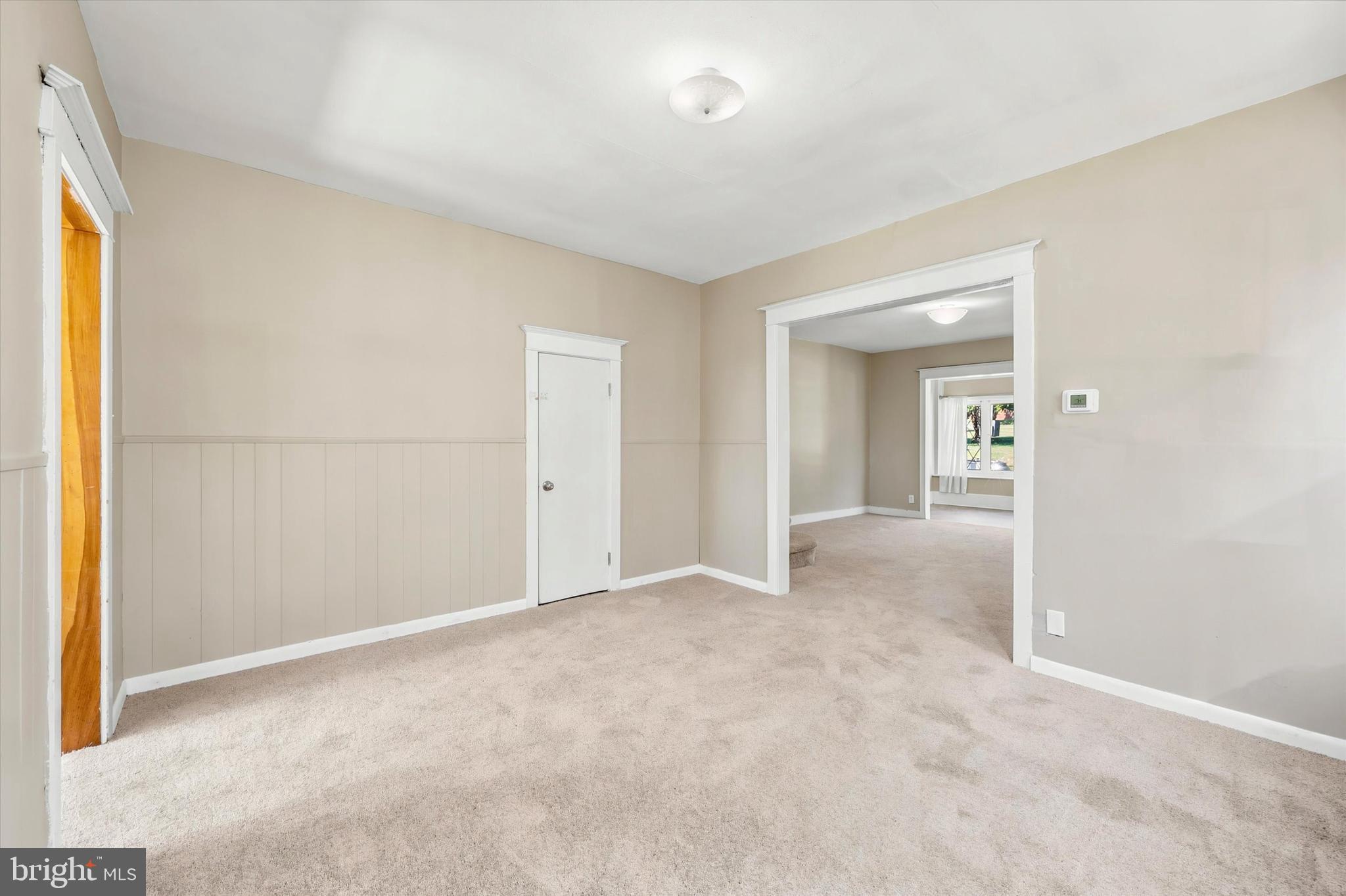 FOX CHASE - Residential