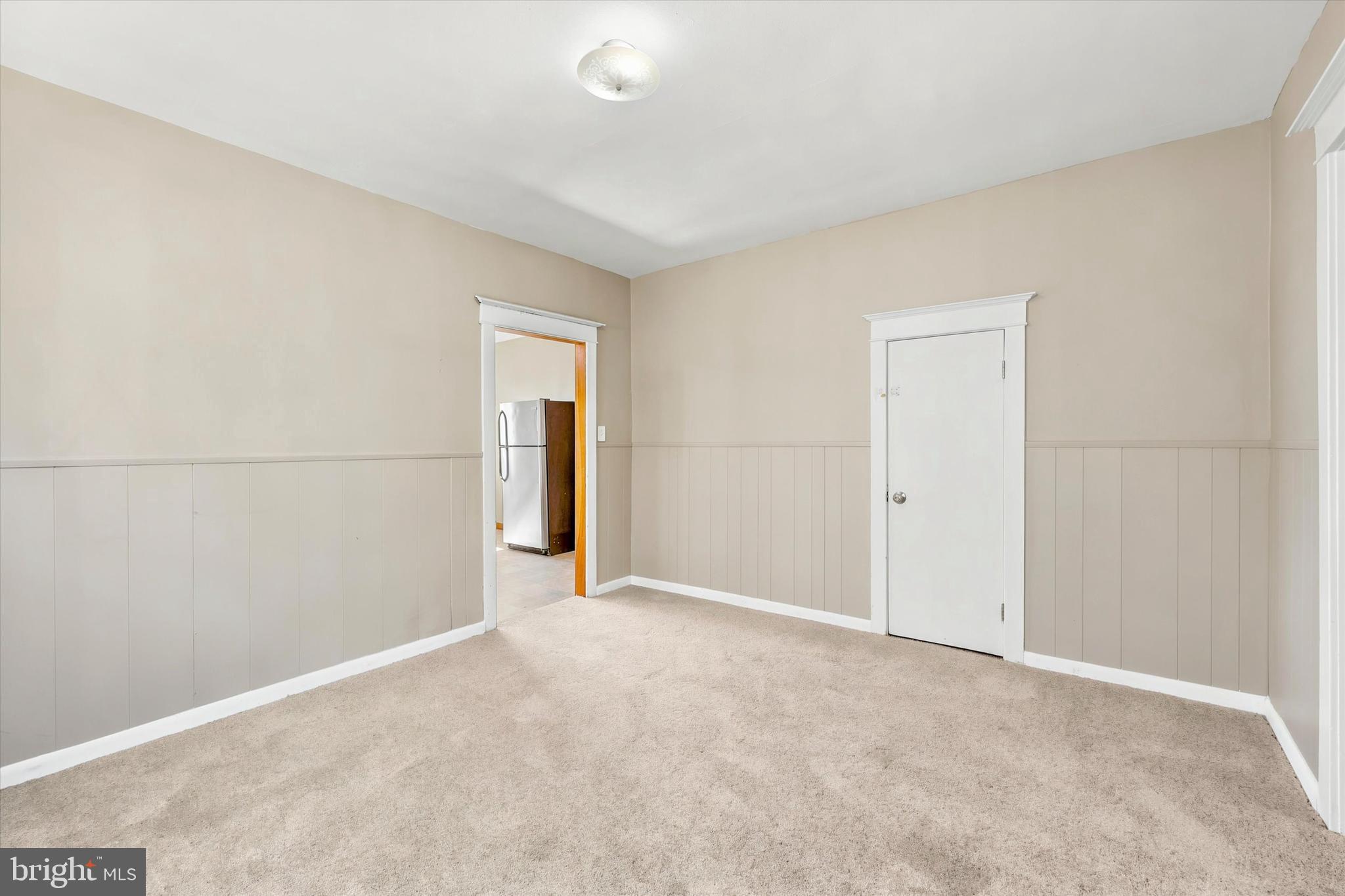 FOX CHASE - Residential