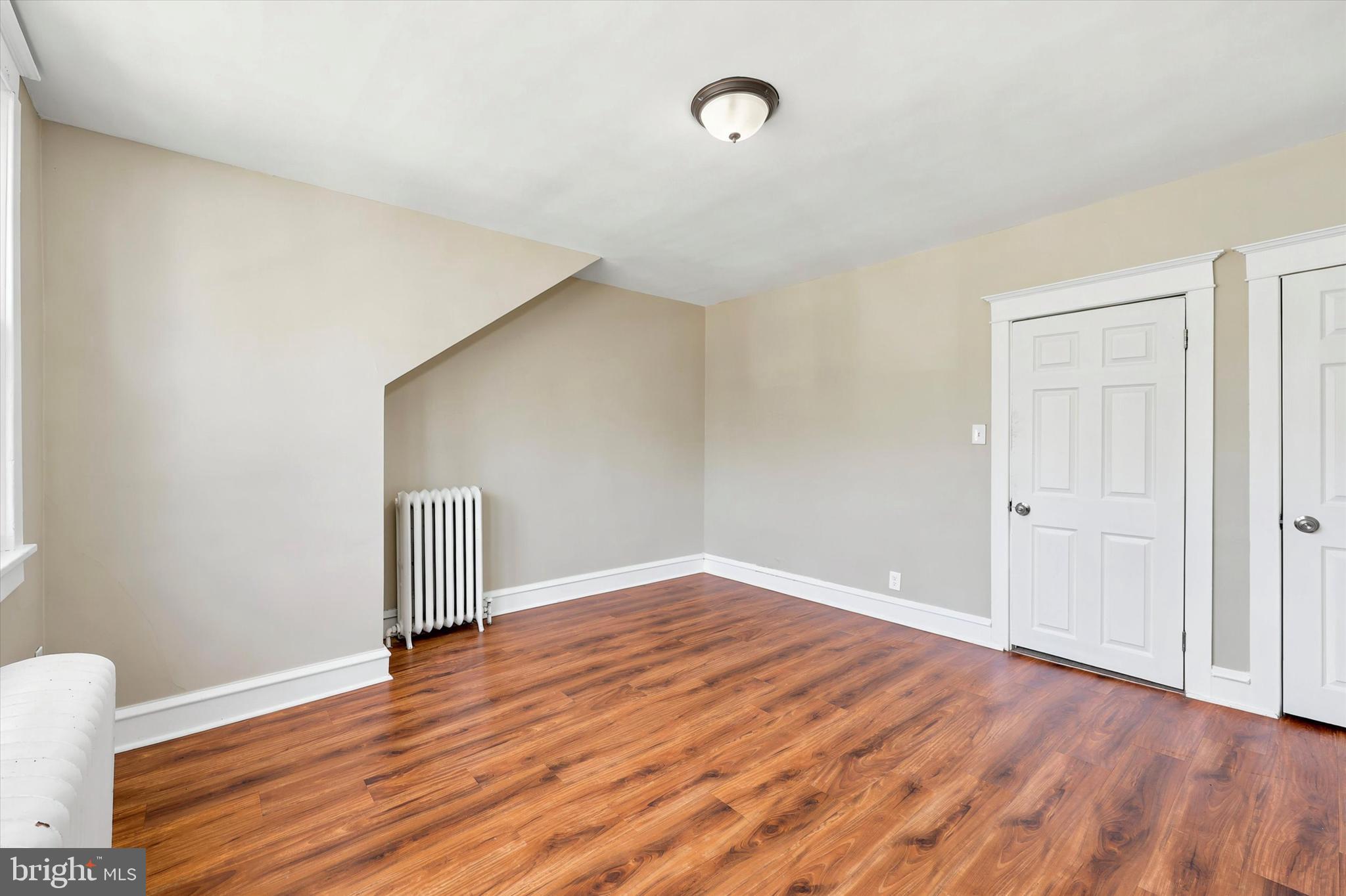 FOX CHASE - Residential