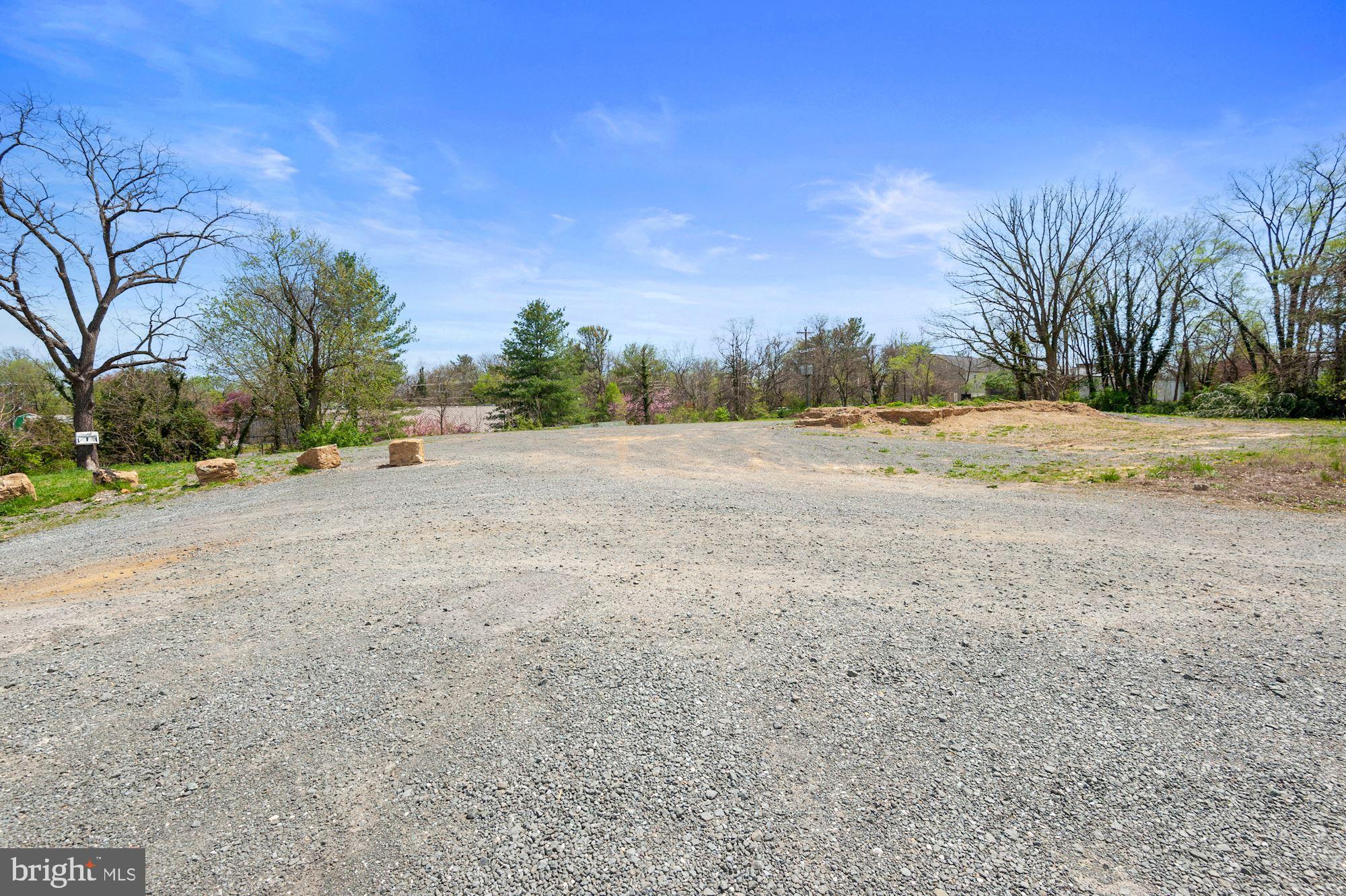 VALLEY INDUSTRIAL PARK - Land