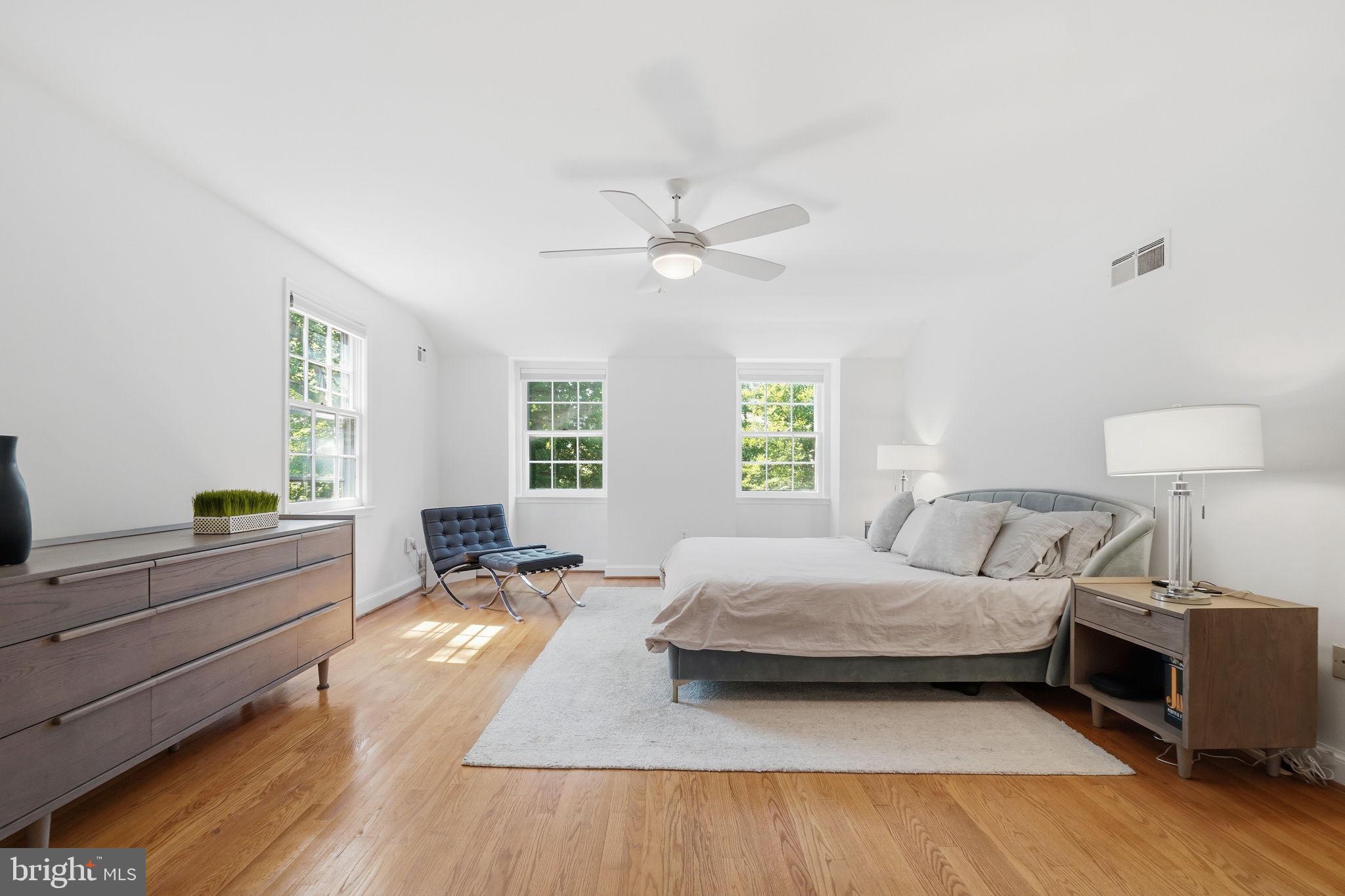 POTOMAC FALLS - Residential