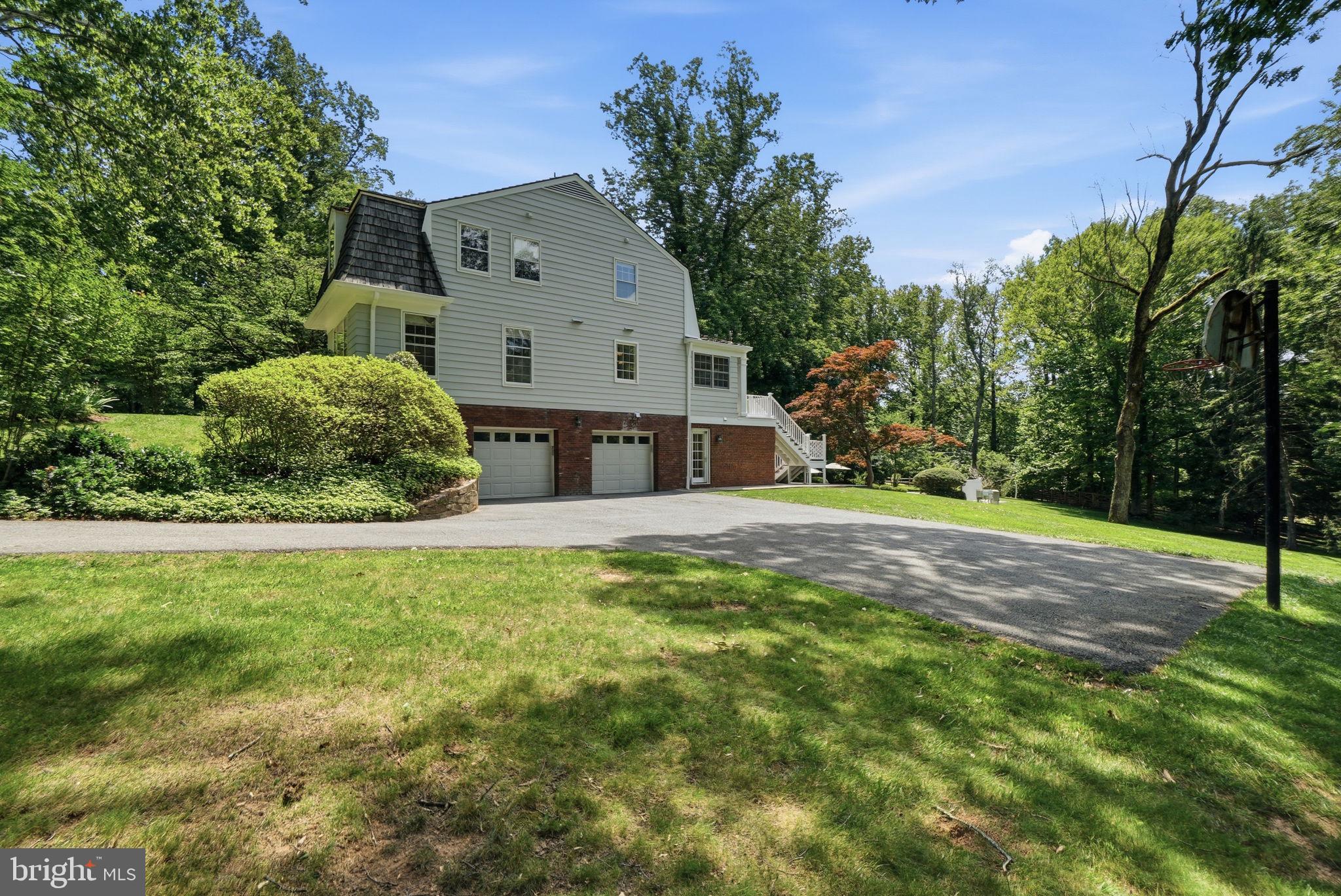 POTOMAC FALLS - Residential