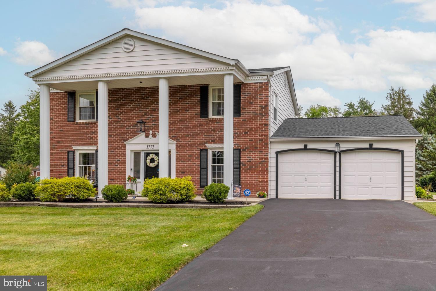 MAPLE GLEN - Residential