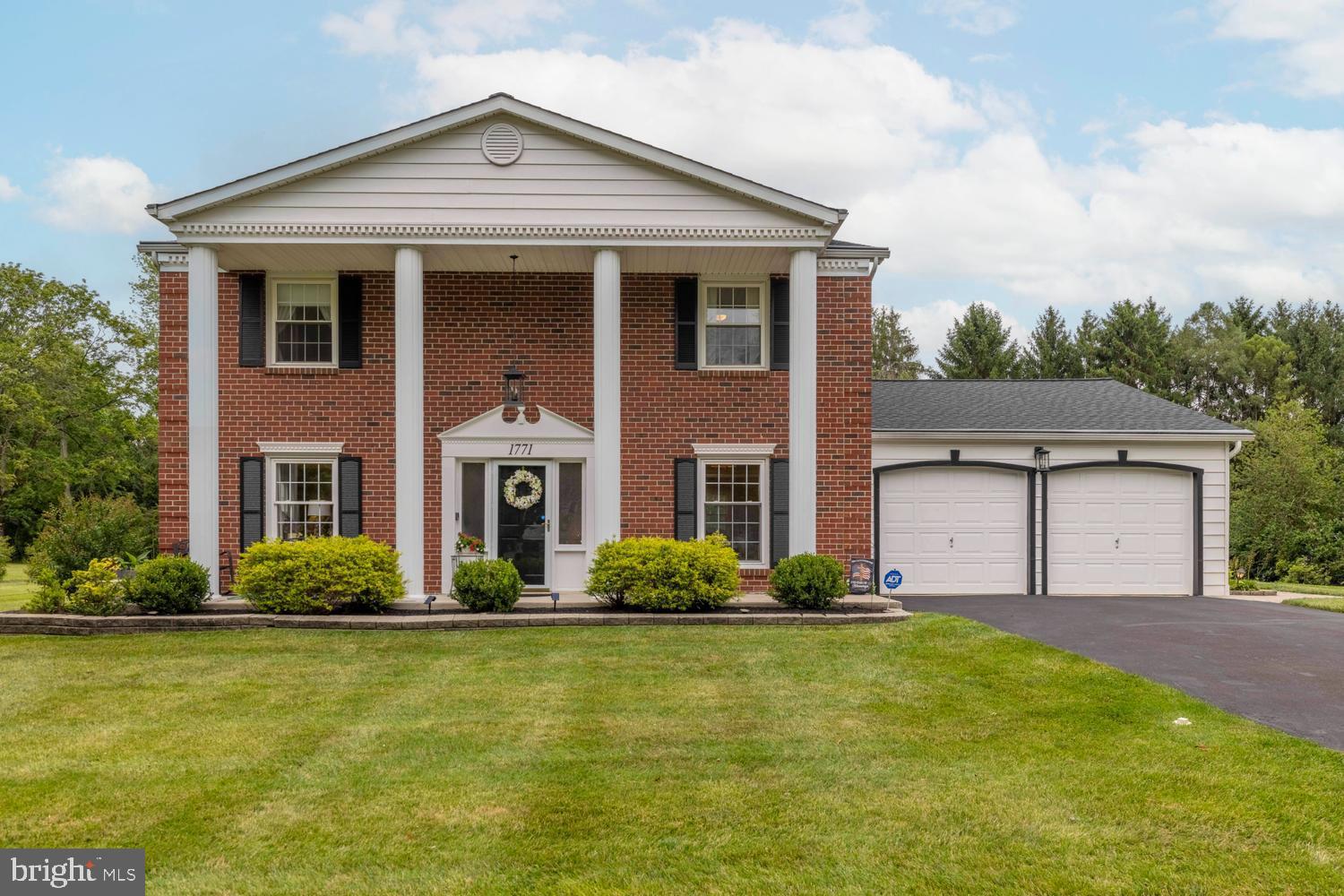 MAPLE GLEN - Residential