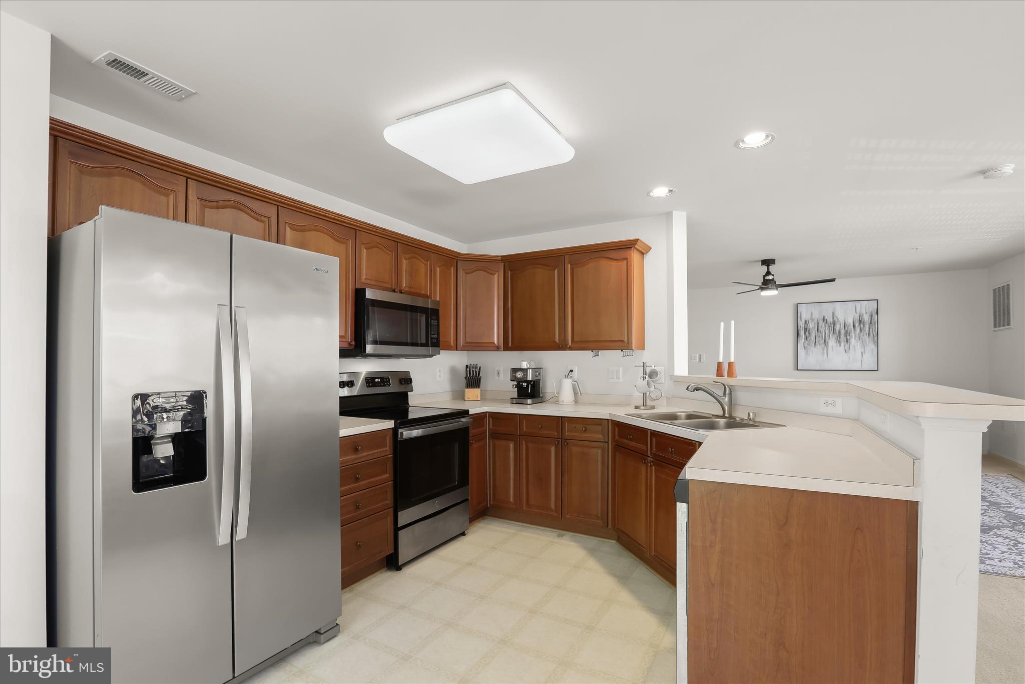 BALLENGER POINTE - Residential