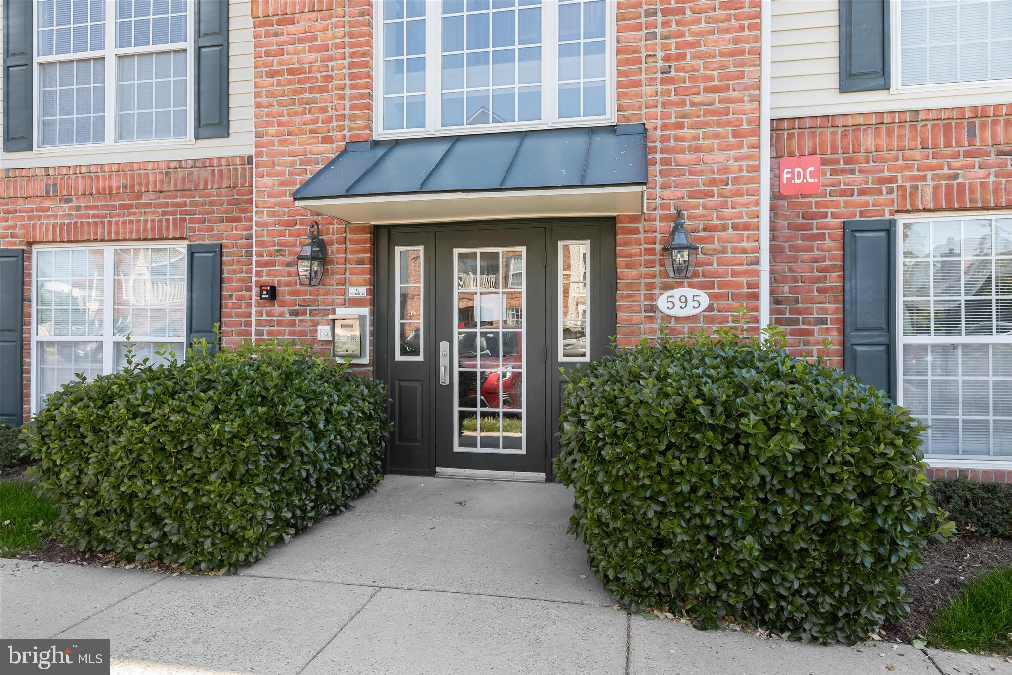 BALLENGER POINTE - Residential