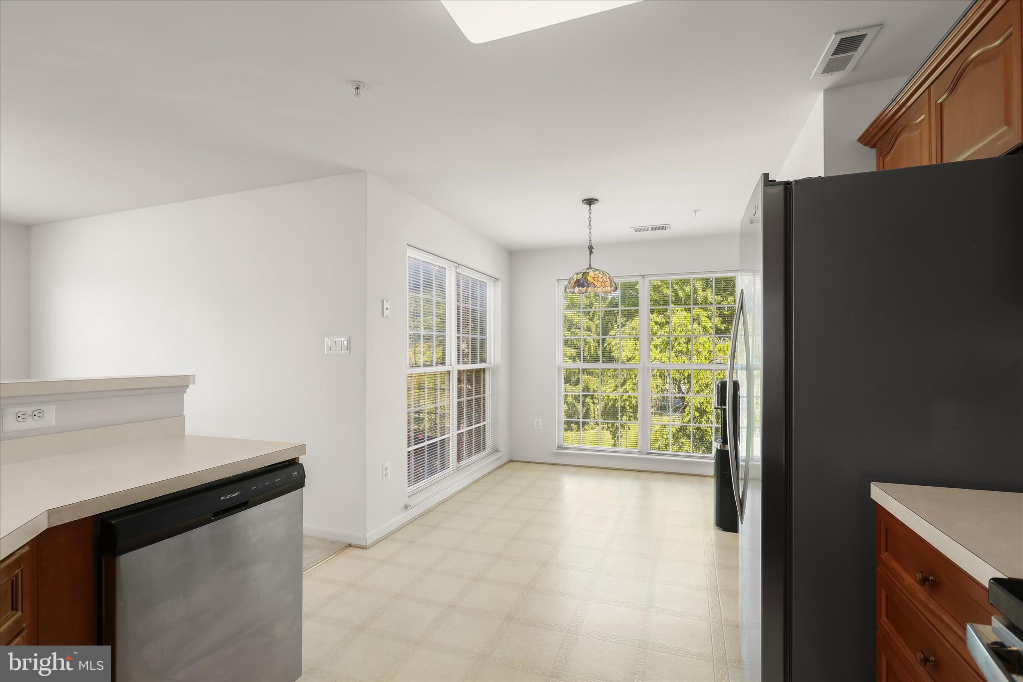 BALLENGER POINTE - Residential