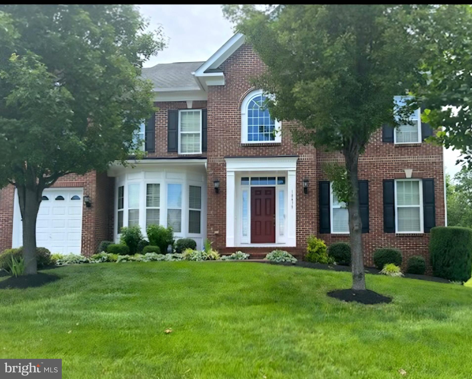 STONEWALL MANOR - Residential