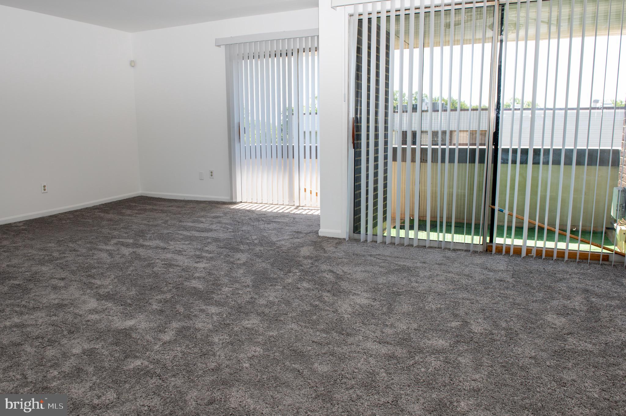 PINES CONDOMINIUM - Residential